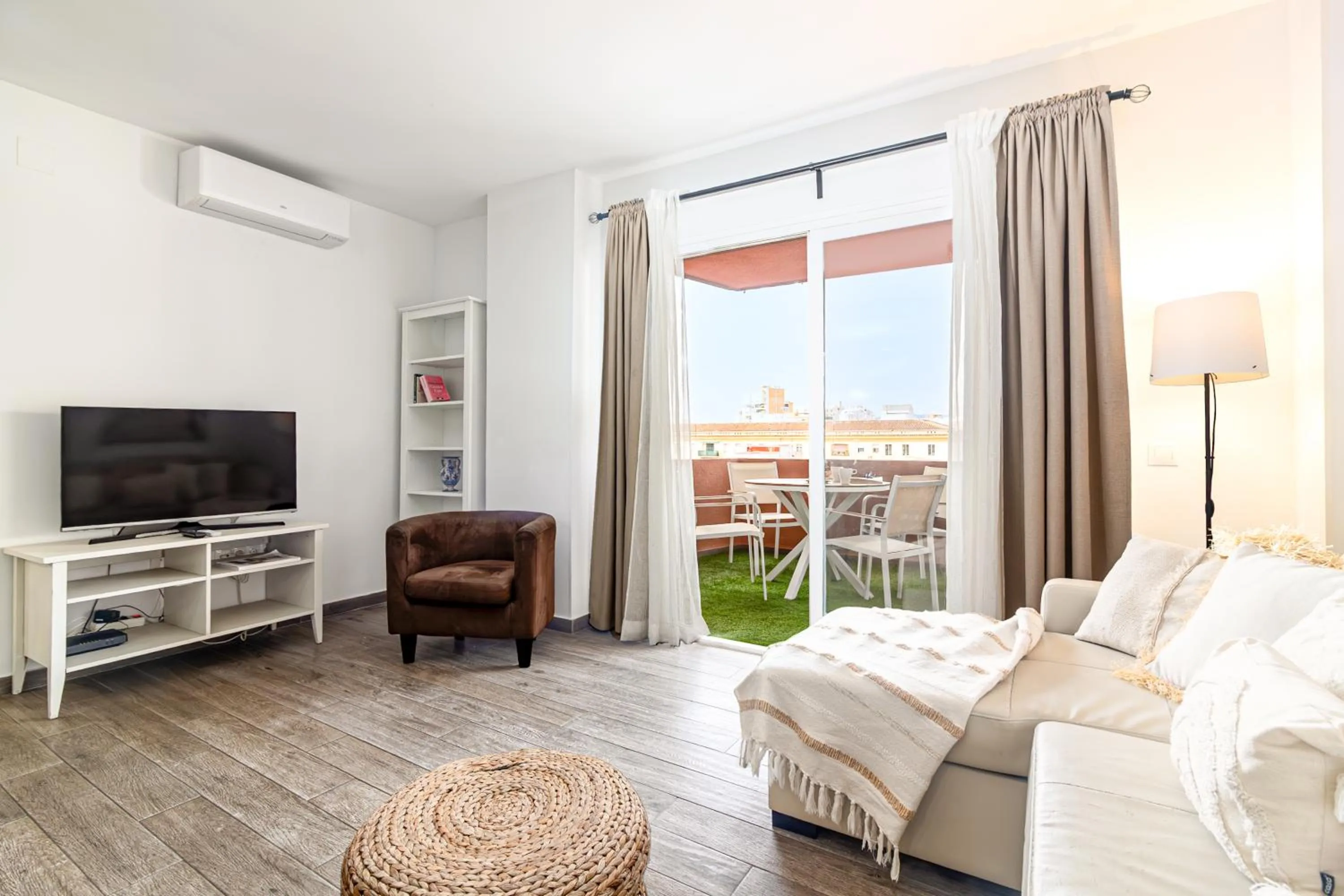 Malaga Center Flat Beach & Terrace