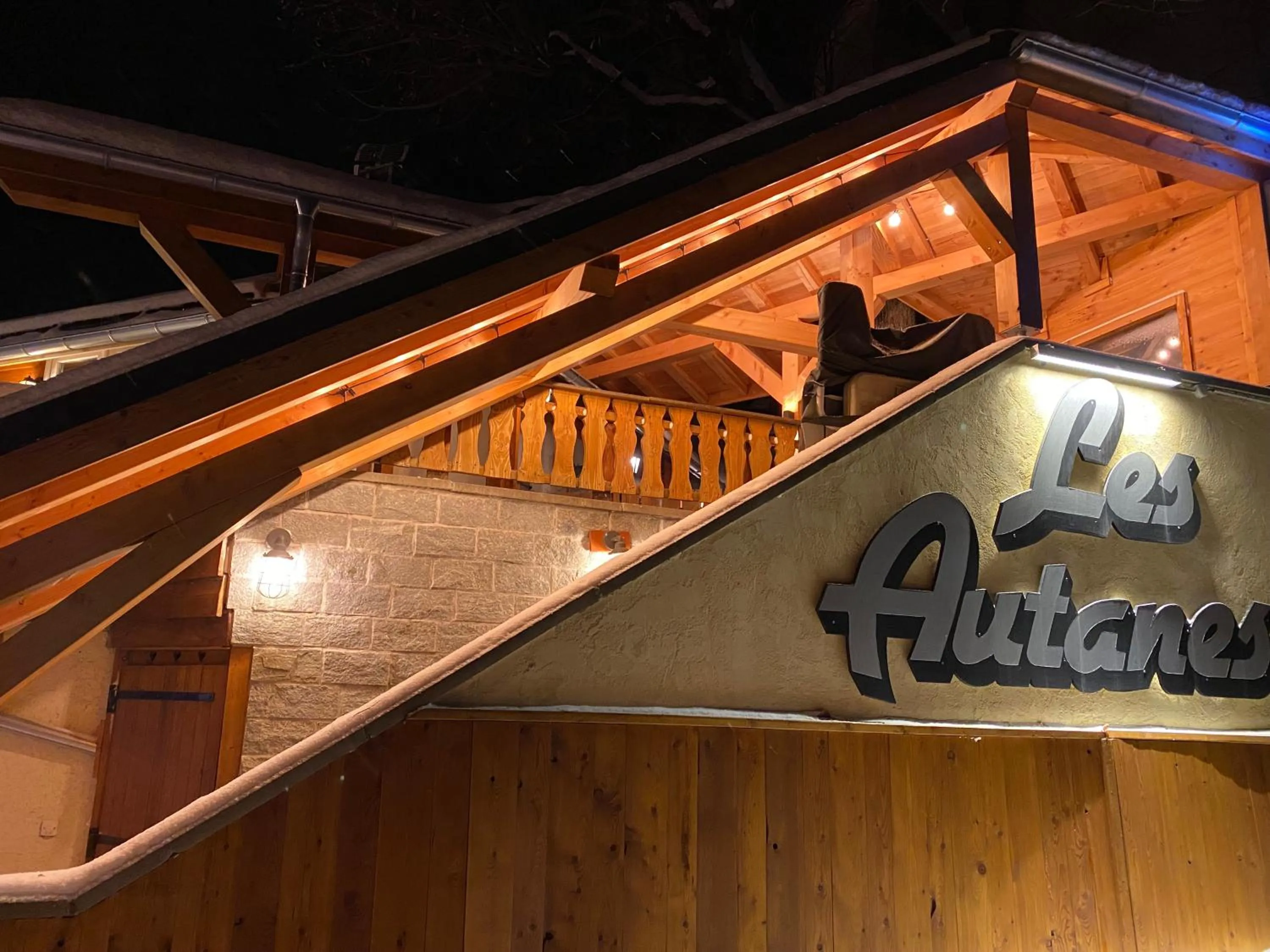 Property logo or sign in Logis Hôtel & Spa Les Autanes