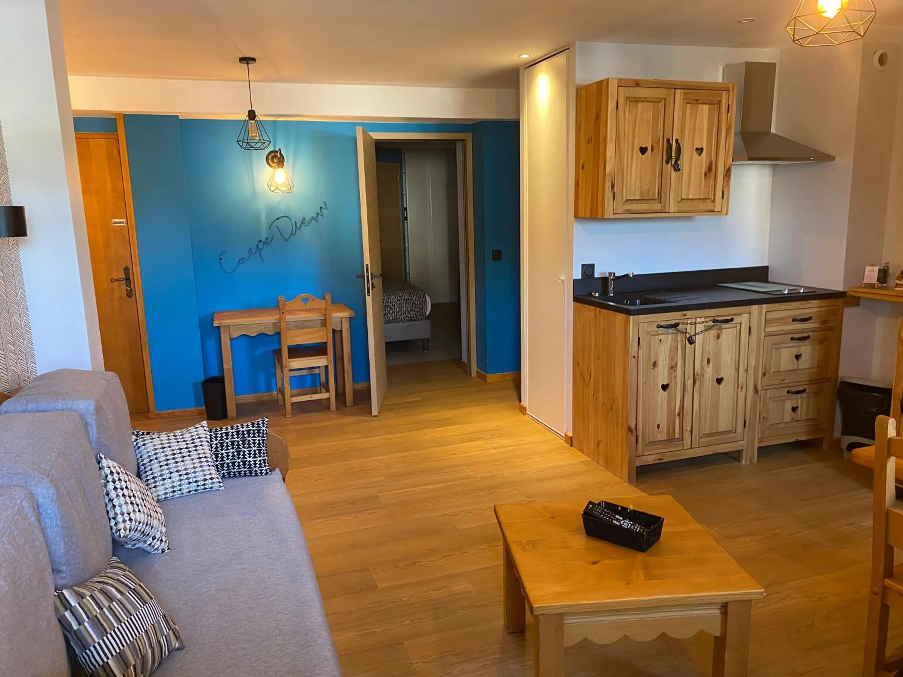 Kitchen or kitchenette in Logis Hôtel & Spa Les Autanes