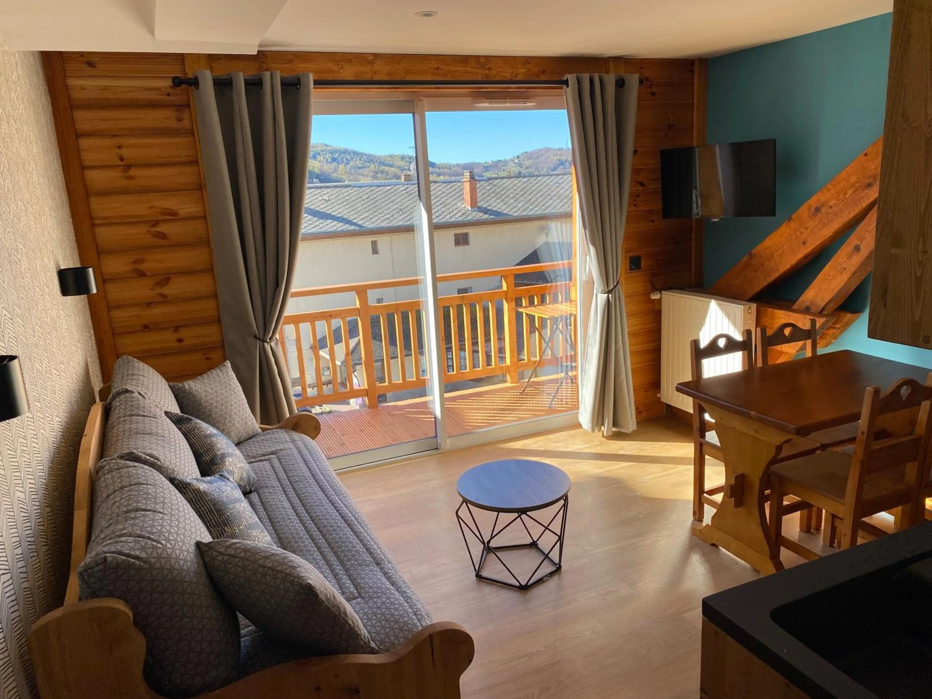 Living room in Logis Hôtel & Spa Les Autanes