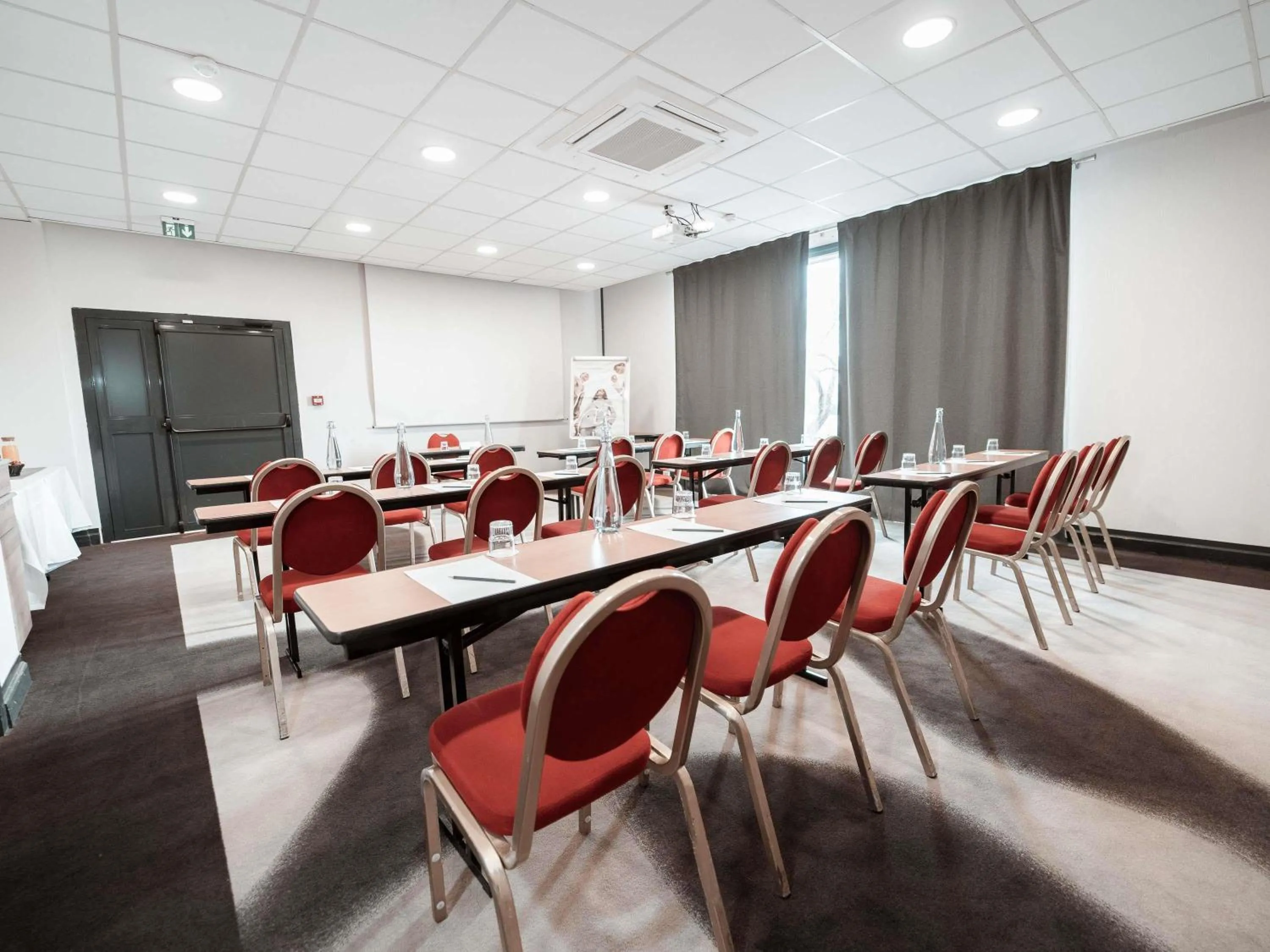 Meeting/conference room in Mercure Bordeaux Lac
