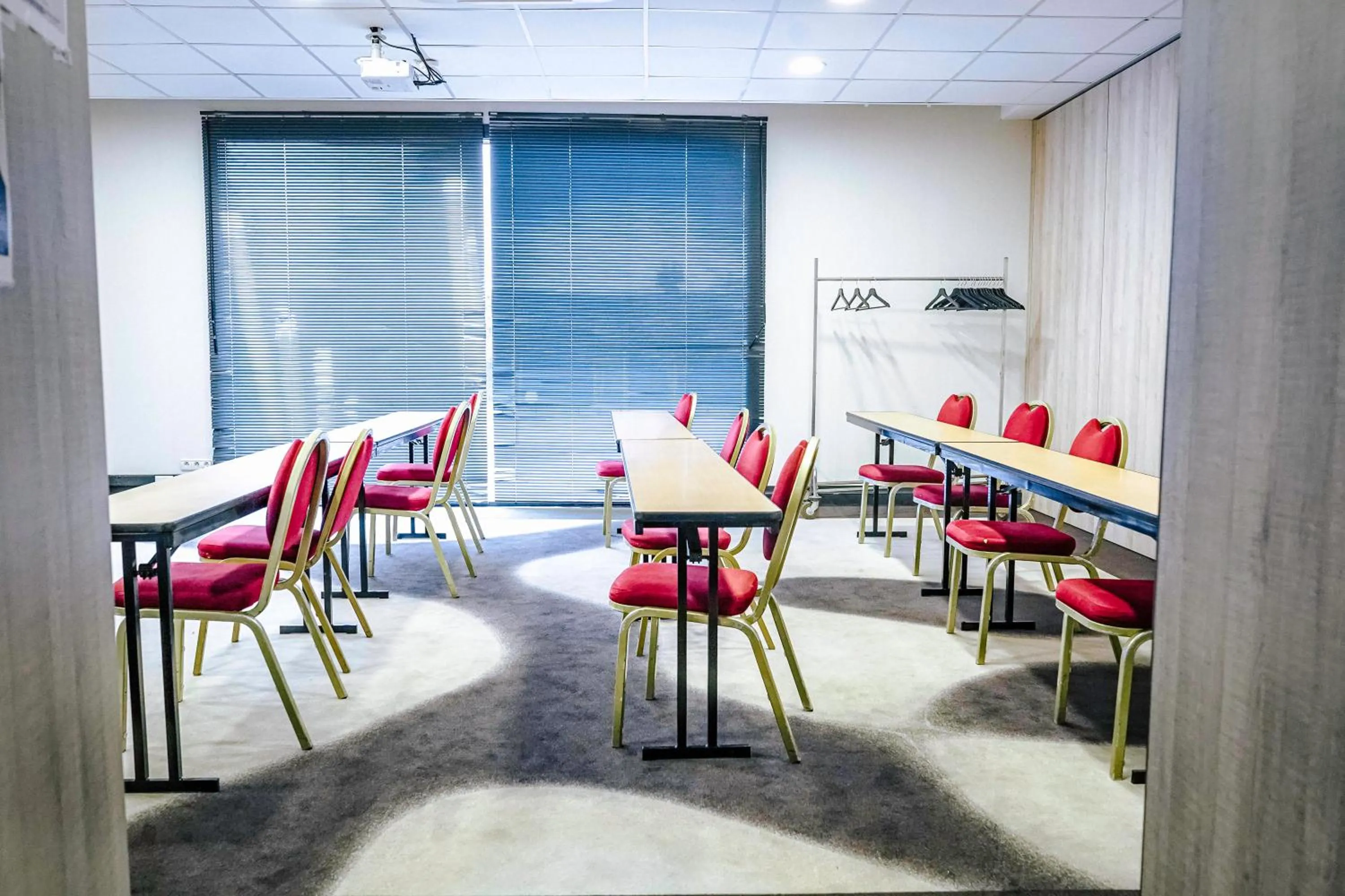 Living room in Mercure Bordeaux Lac