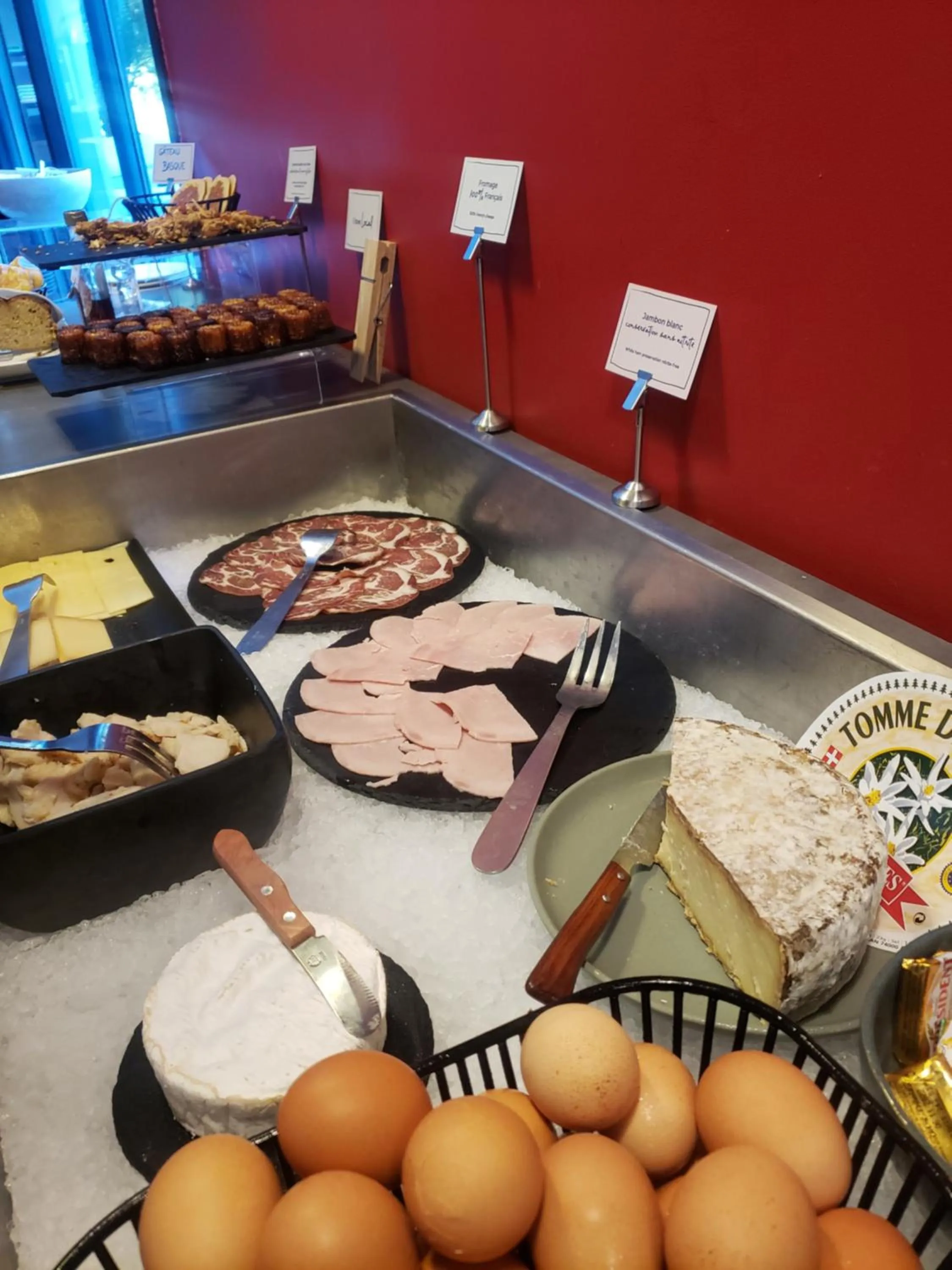 Breakfast in Mercure Bordeaux Lac