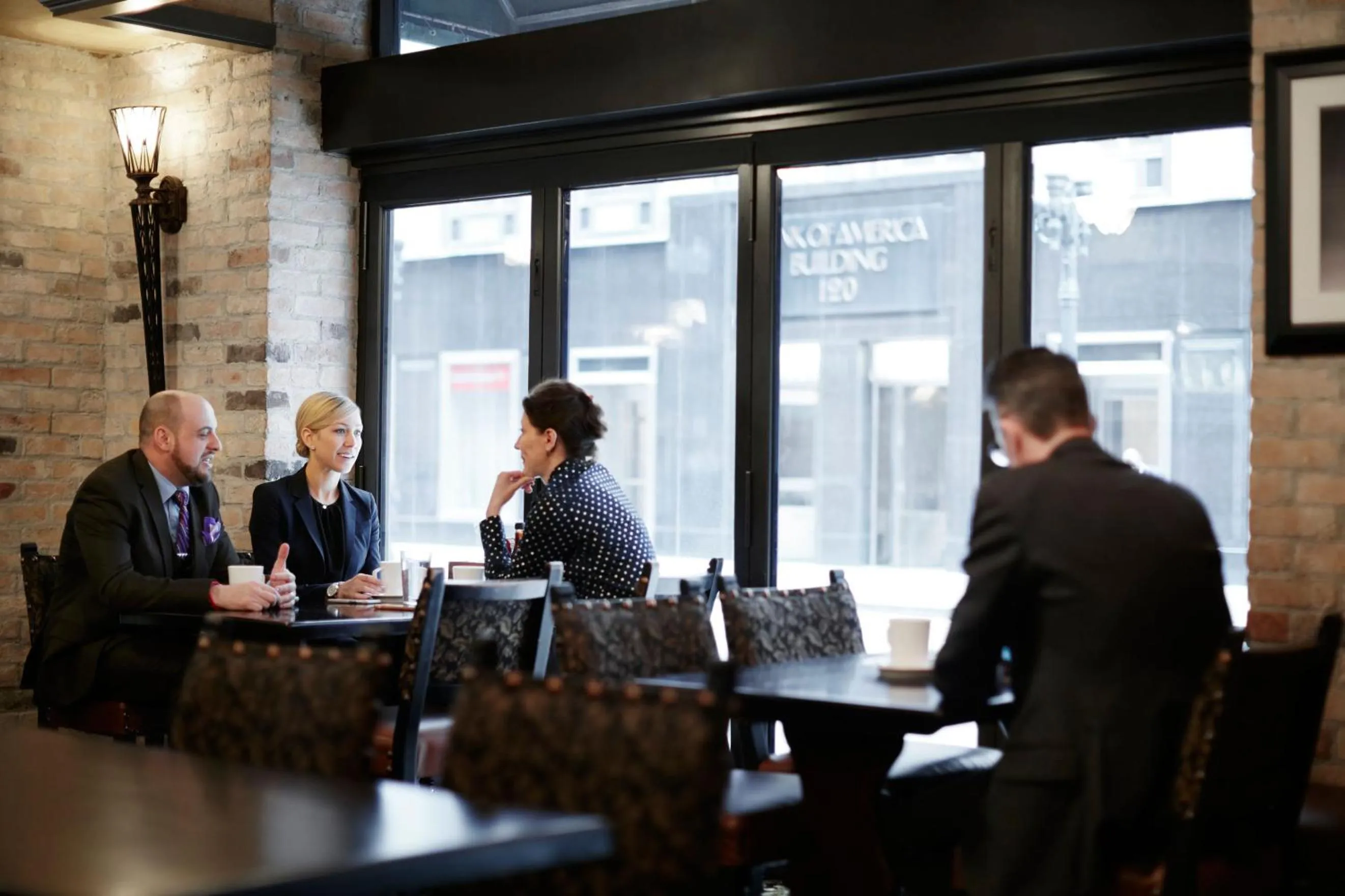 Restaurant/places to eat in Central Loop Hotel