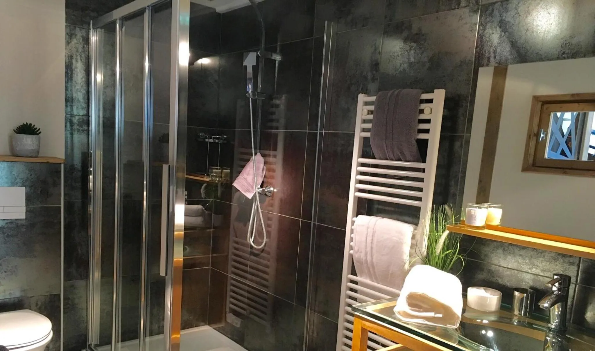 Shower in Montagn'Arcs