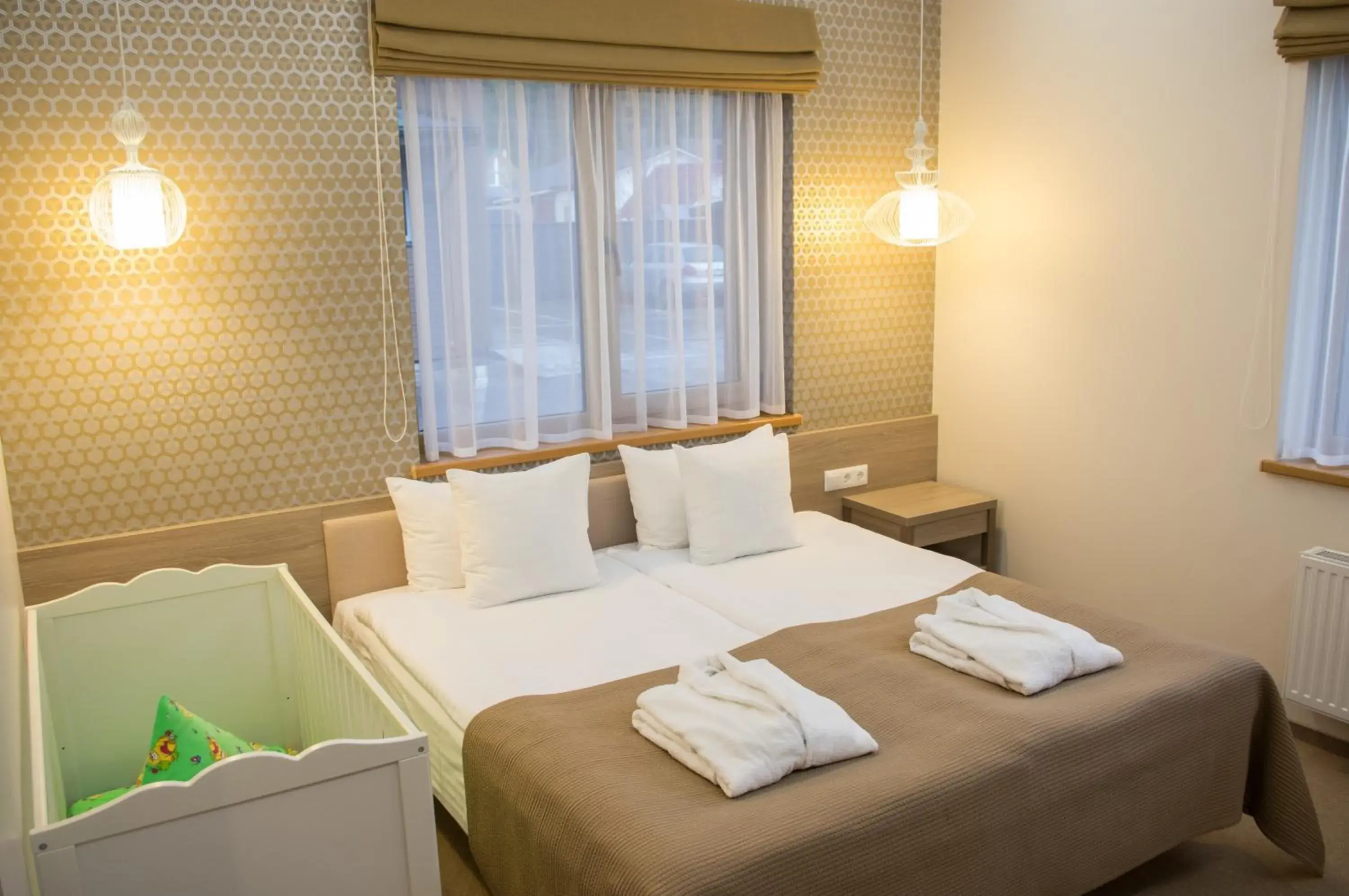 Large Double Room with Spa Access in Goda Hotel & Spa Large Double Room with Spa Access in Goda Hotel & Spa