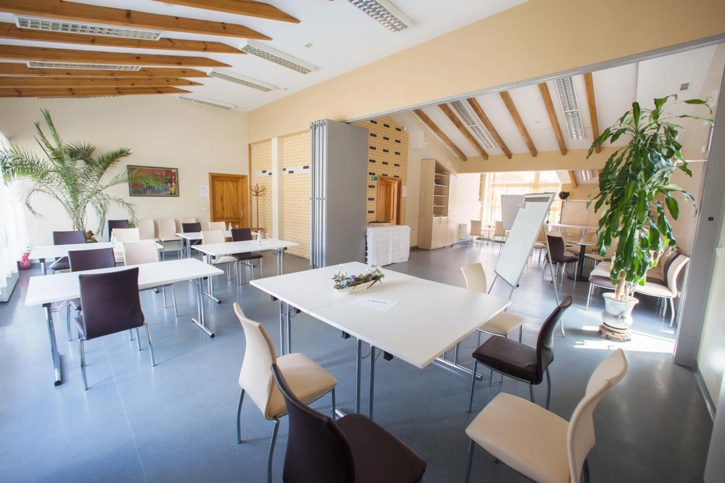 Food and drinks in Goda Hotel & Spa