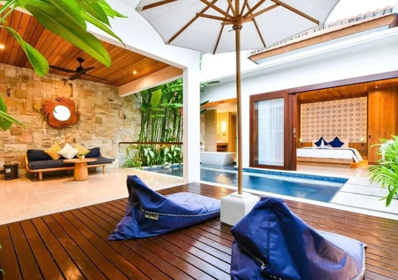 Living room, Swimming Pool in The Mavila - CHSE Certified