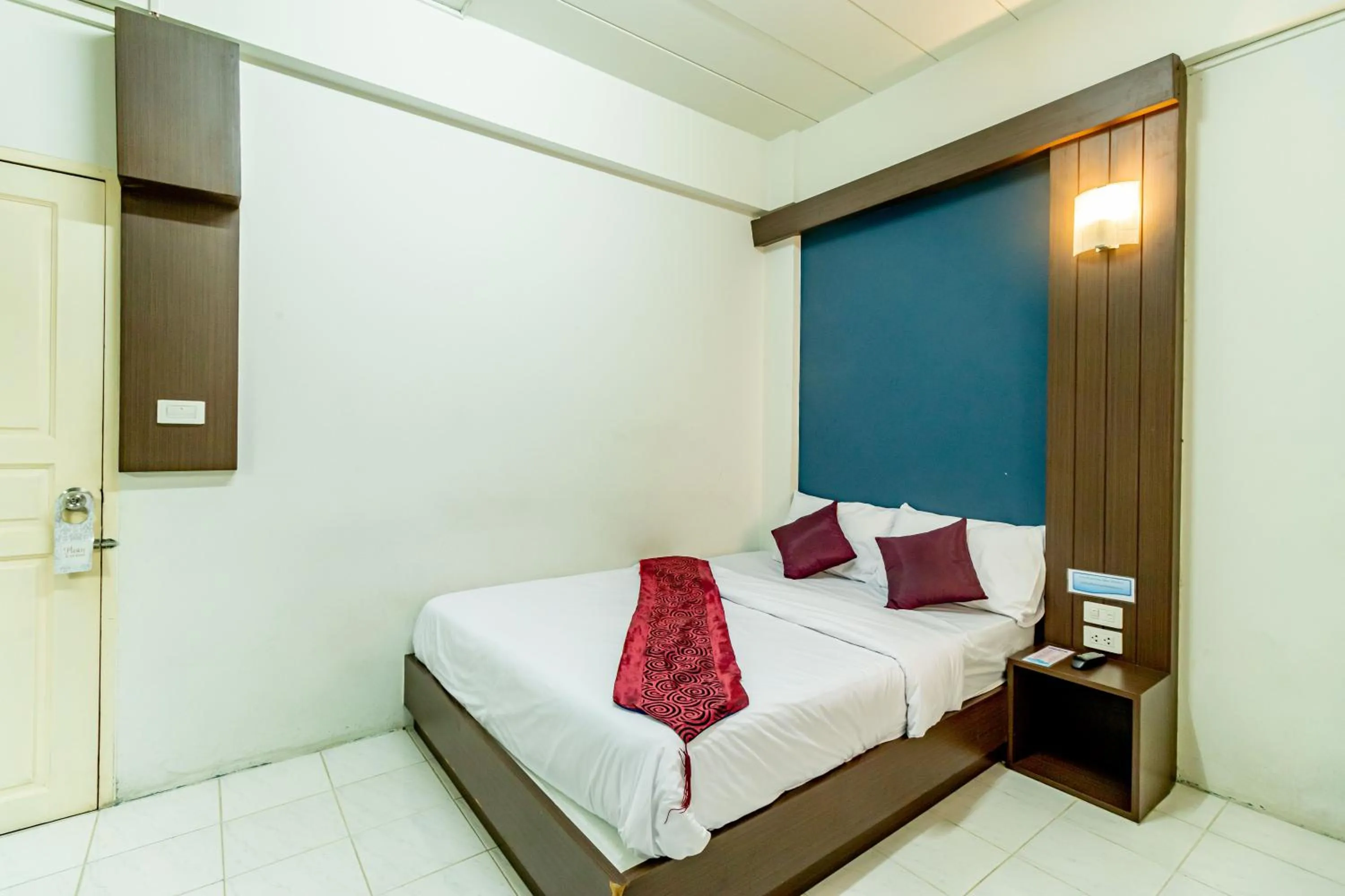 Bedroom, Bed in Riski Residence Bangkok-noi - Wasit Apartment