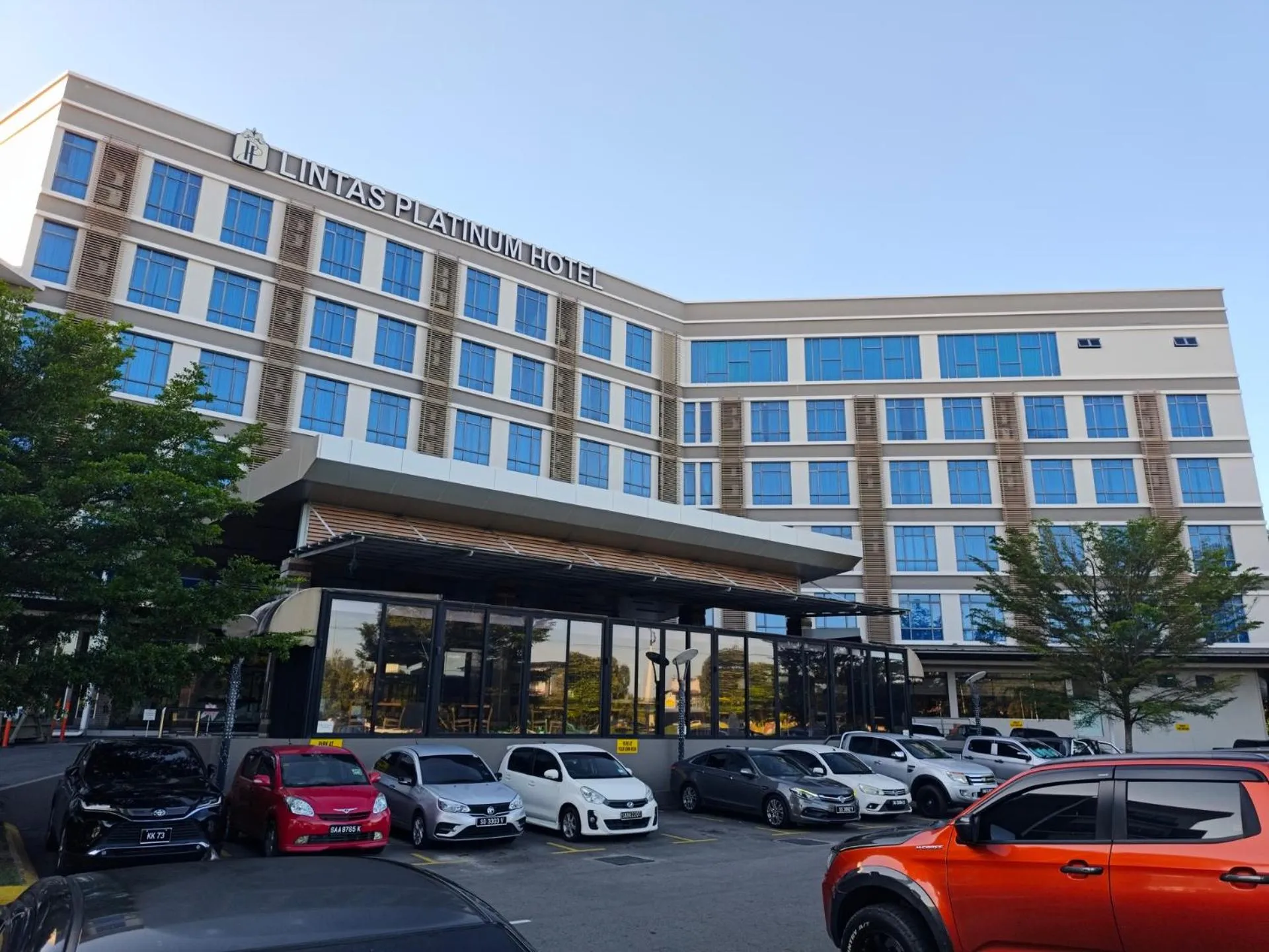 Lintas Platinum Hotel