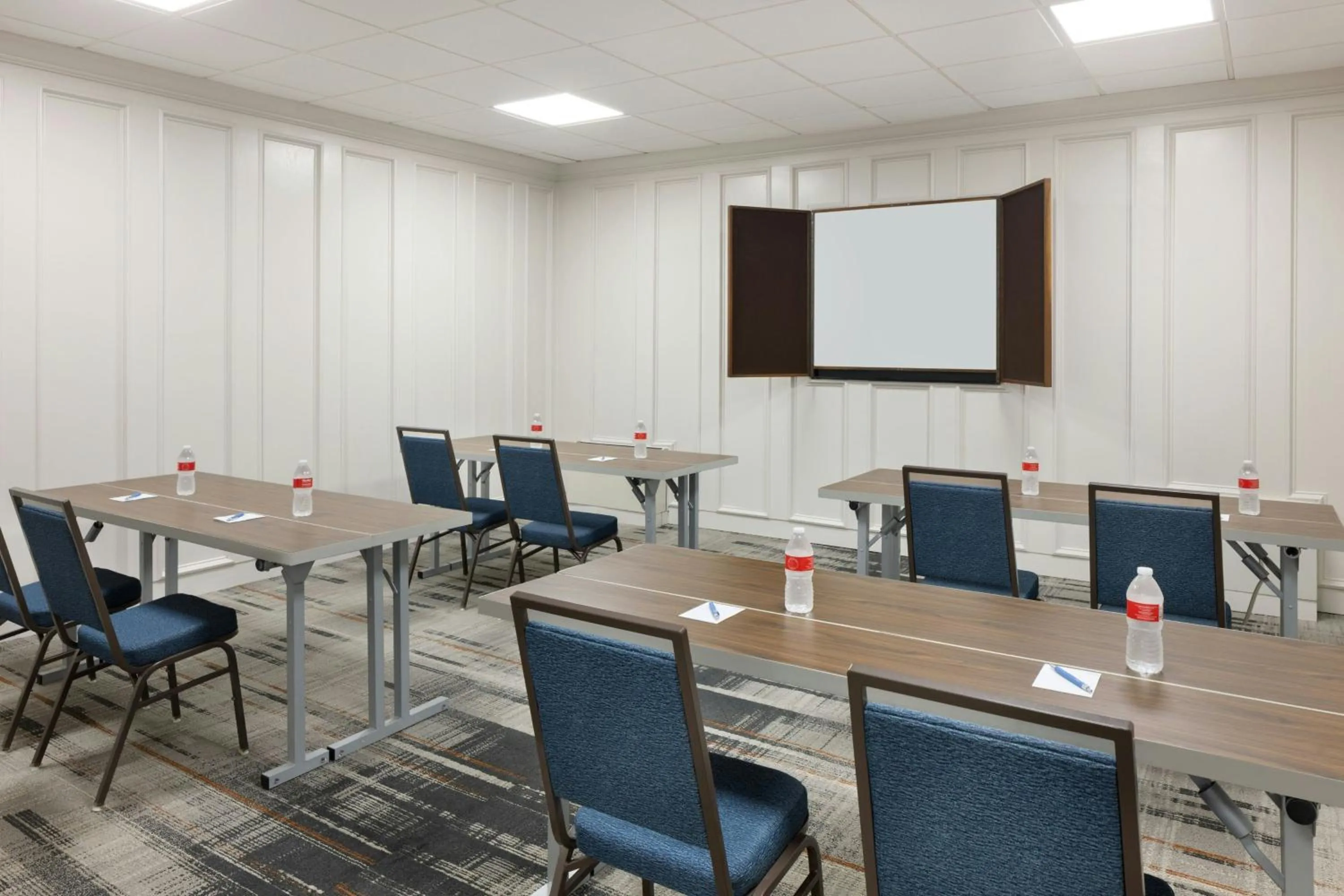 Meeting/conference room in Four Points By Sheraton - Saginaw