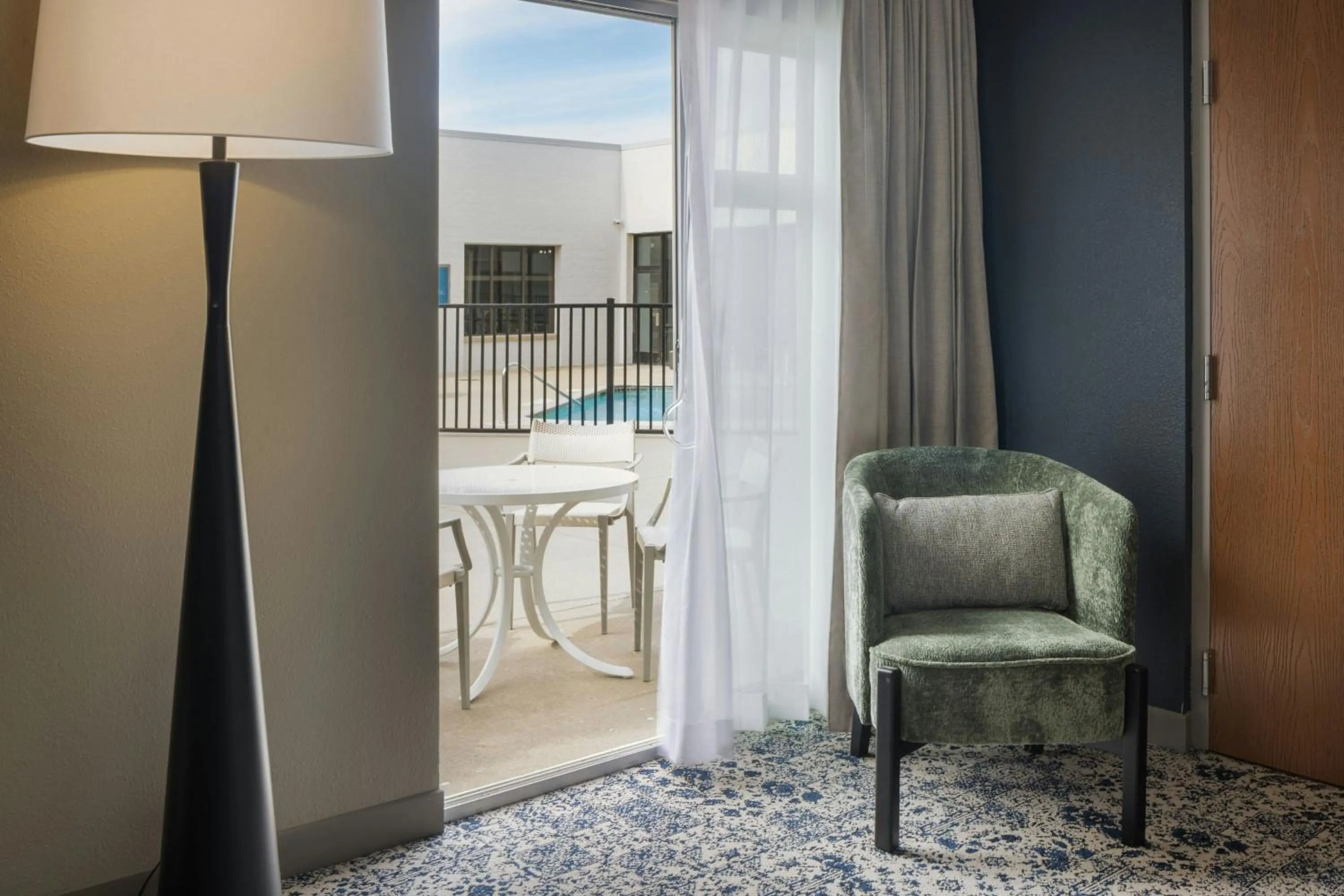 Swimming pool in Four Points By Sheraton - Saginaw