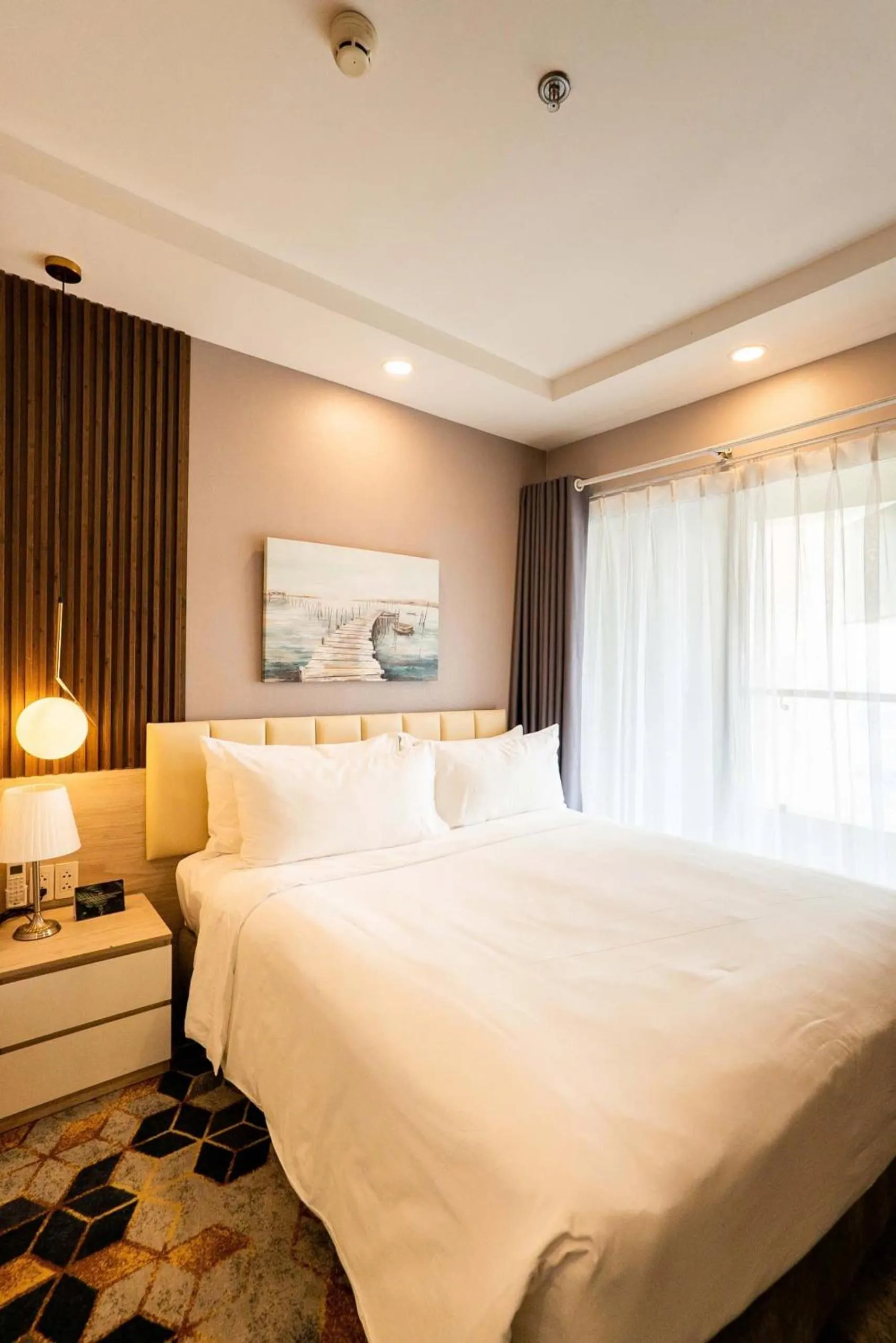 Bedroom, Bed in La Vela Saigon Hotel