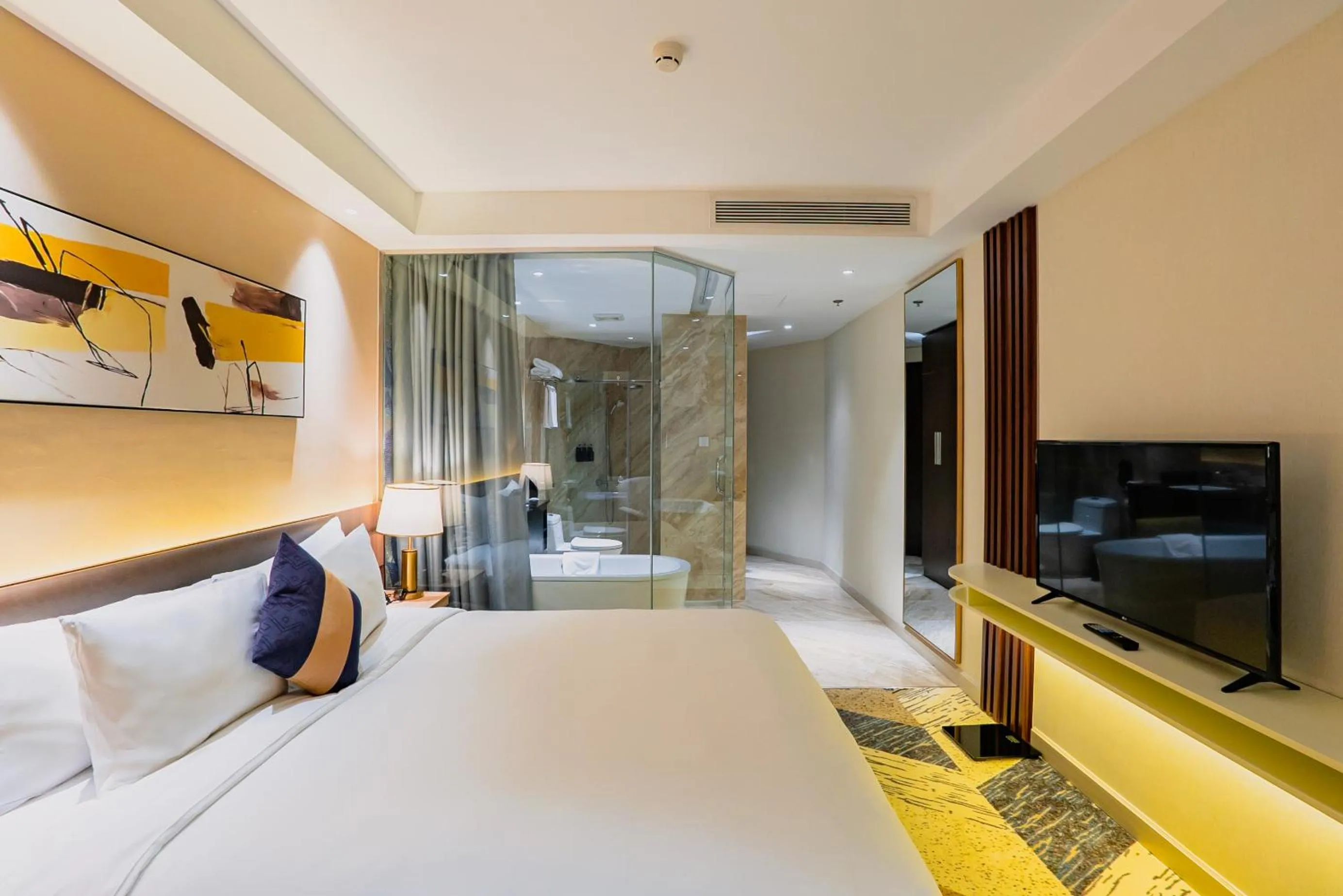 Bedroom, Bed in La Vela Saigon Hotel