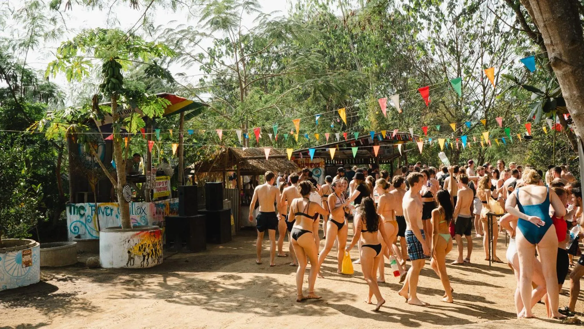 People in Bodega Pai