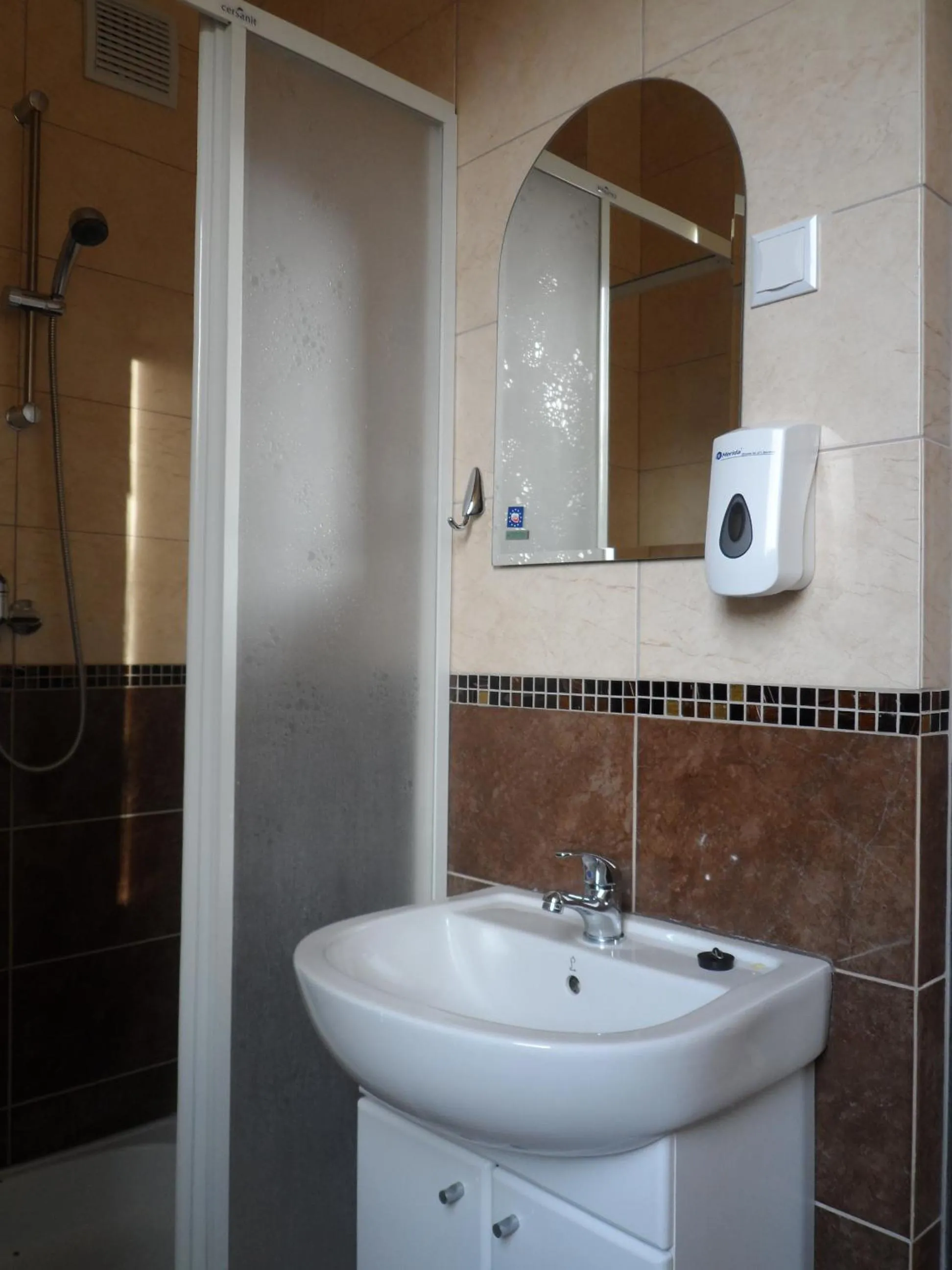 Hotelik Gold