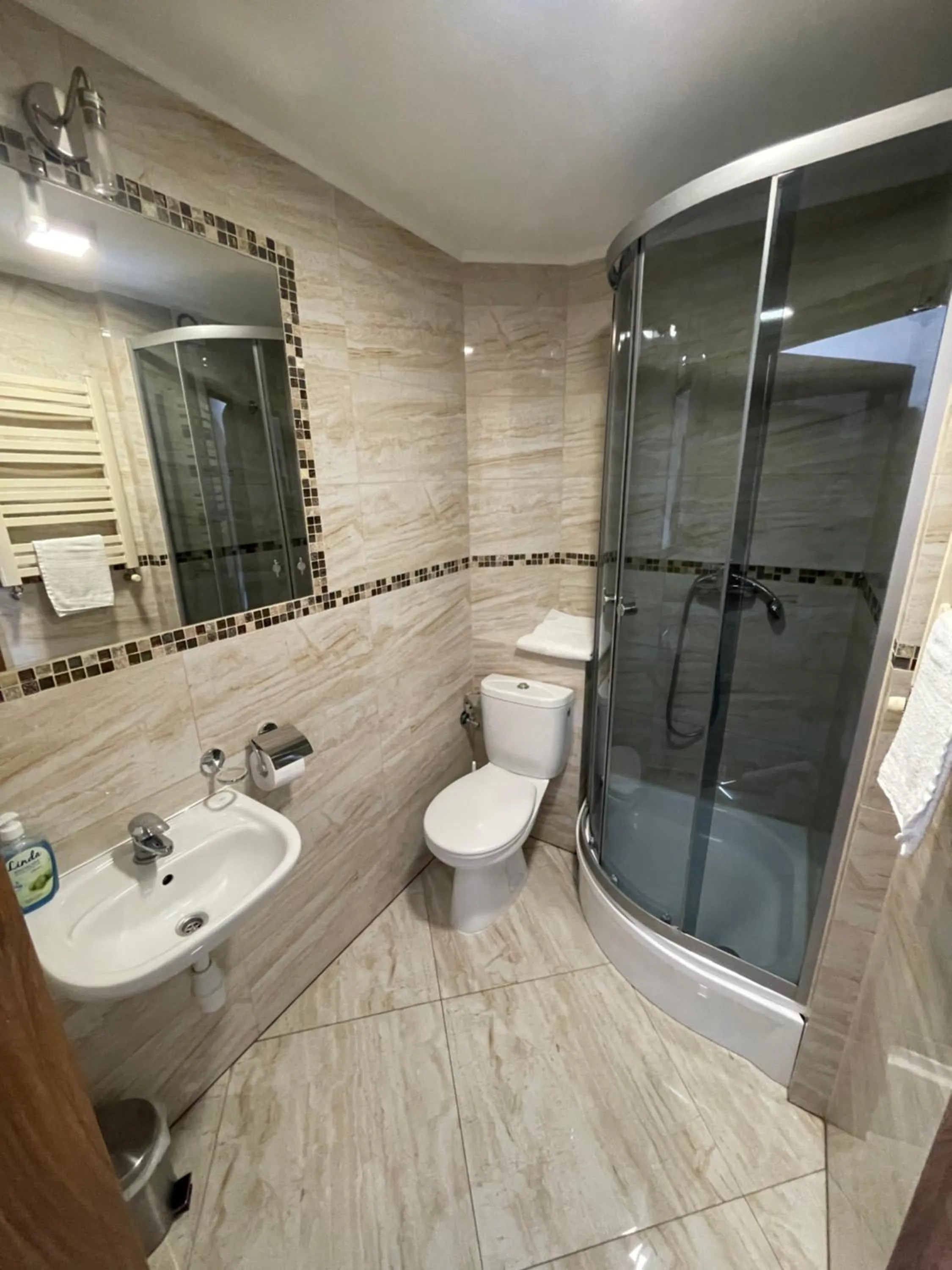 Hotelik Gold