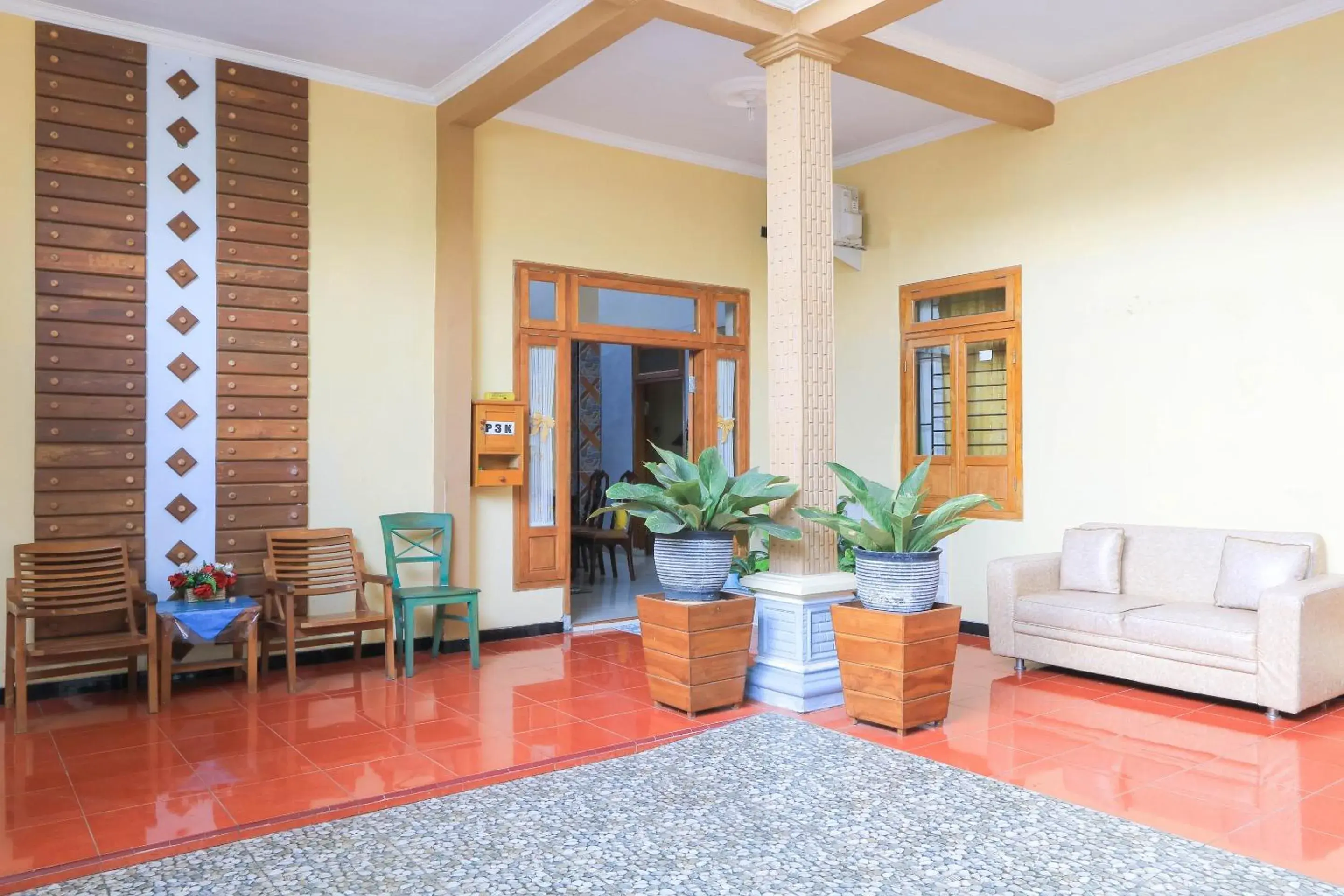 Lobby or reception in Hotel O Wallet Family Residence Syariah Lobby or reception in Hotel O Wallet Family Residence Syariah