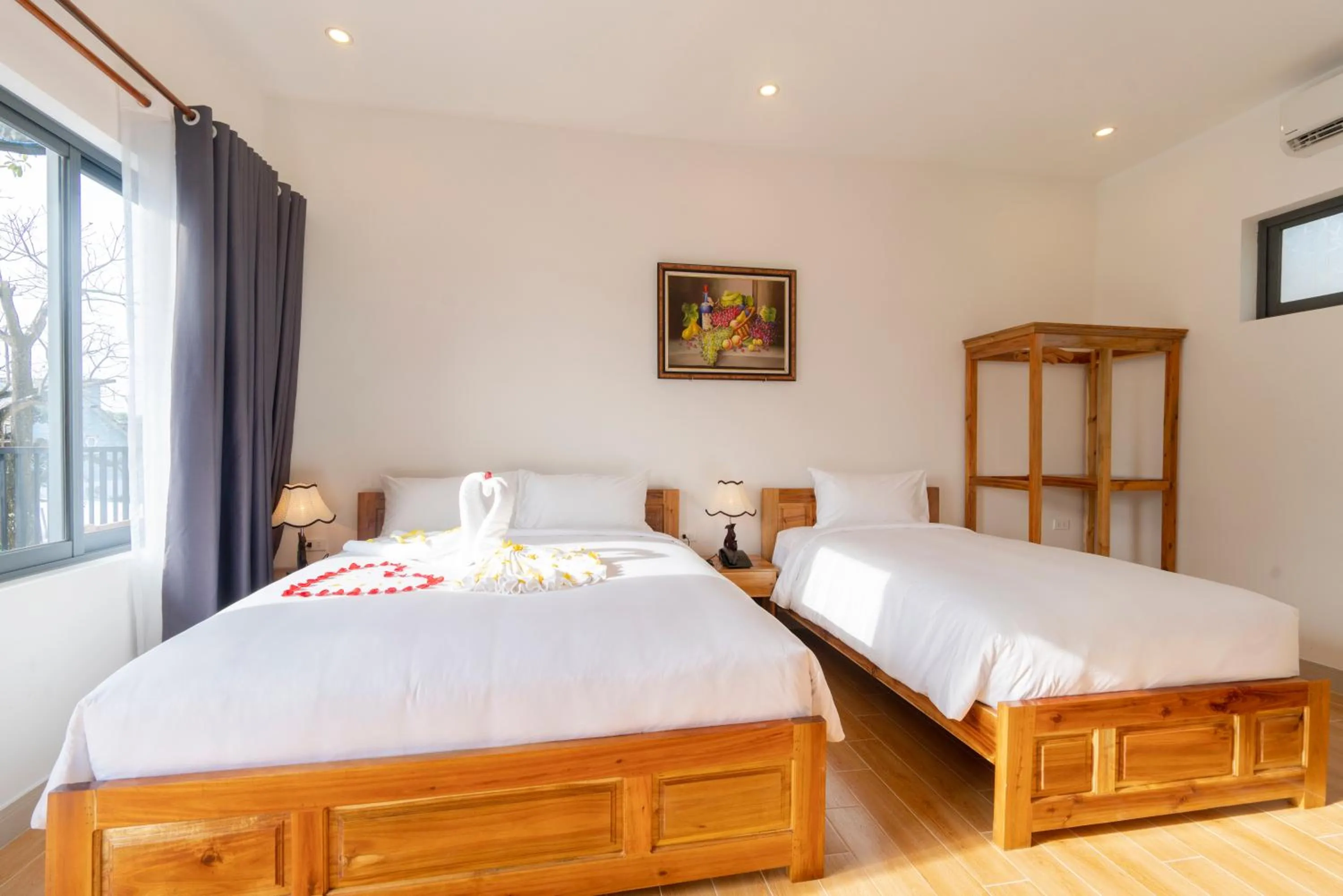 Bedroom, Bed in Aurora House