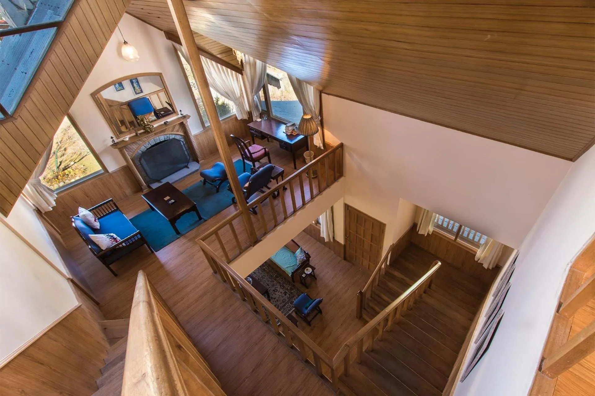 Living room in StayVista at Jodhpur House - 3 BR Pet friendly Villa amidst Apple, Pear and Cherry Orchards in Manali