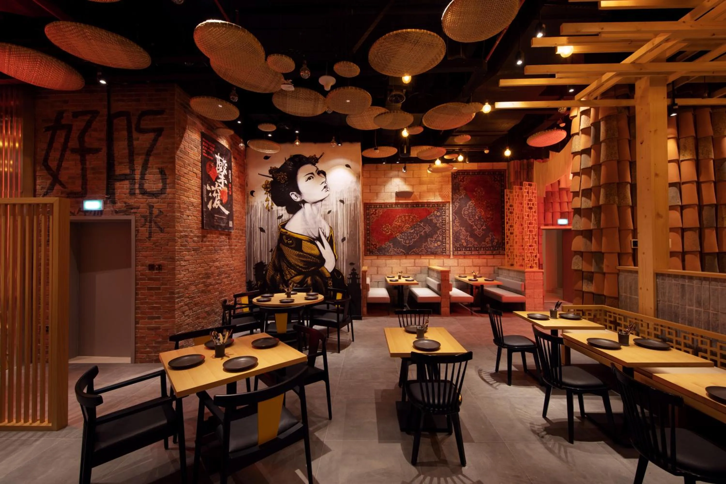 Staff in Citymax Hotel Business Bay