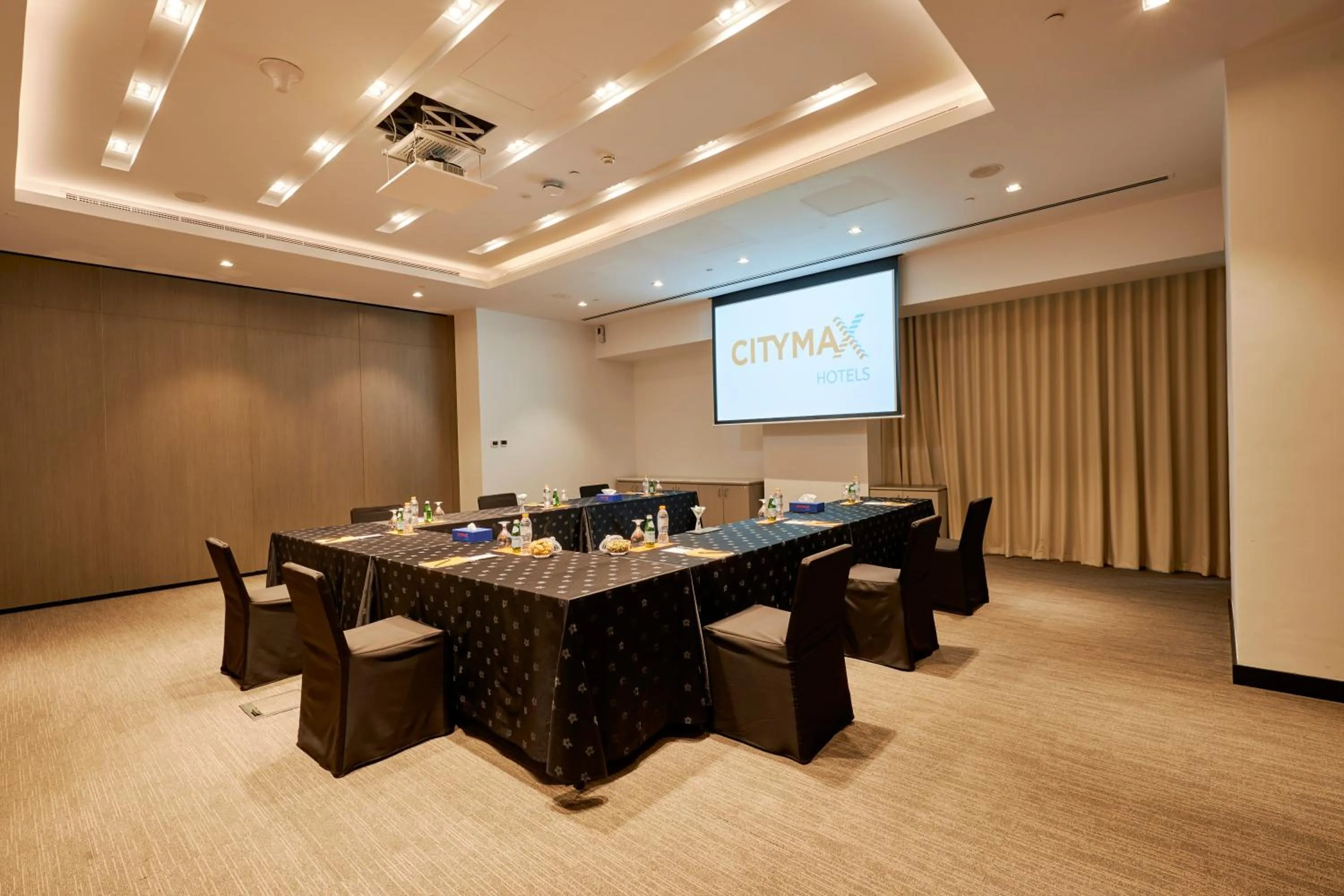 Meeting/conference room in Citymax Hotel Business Bay