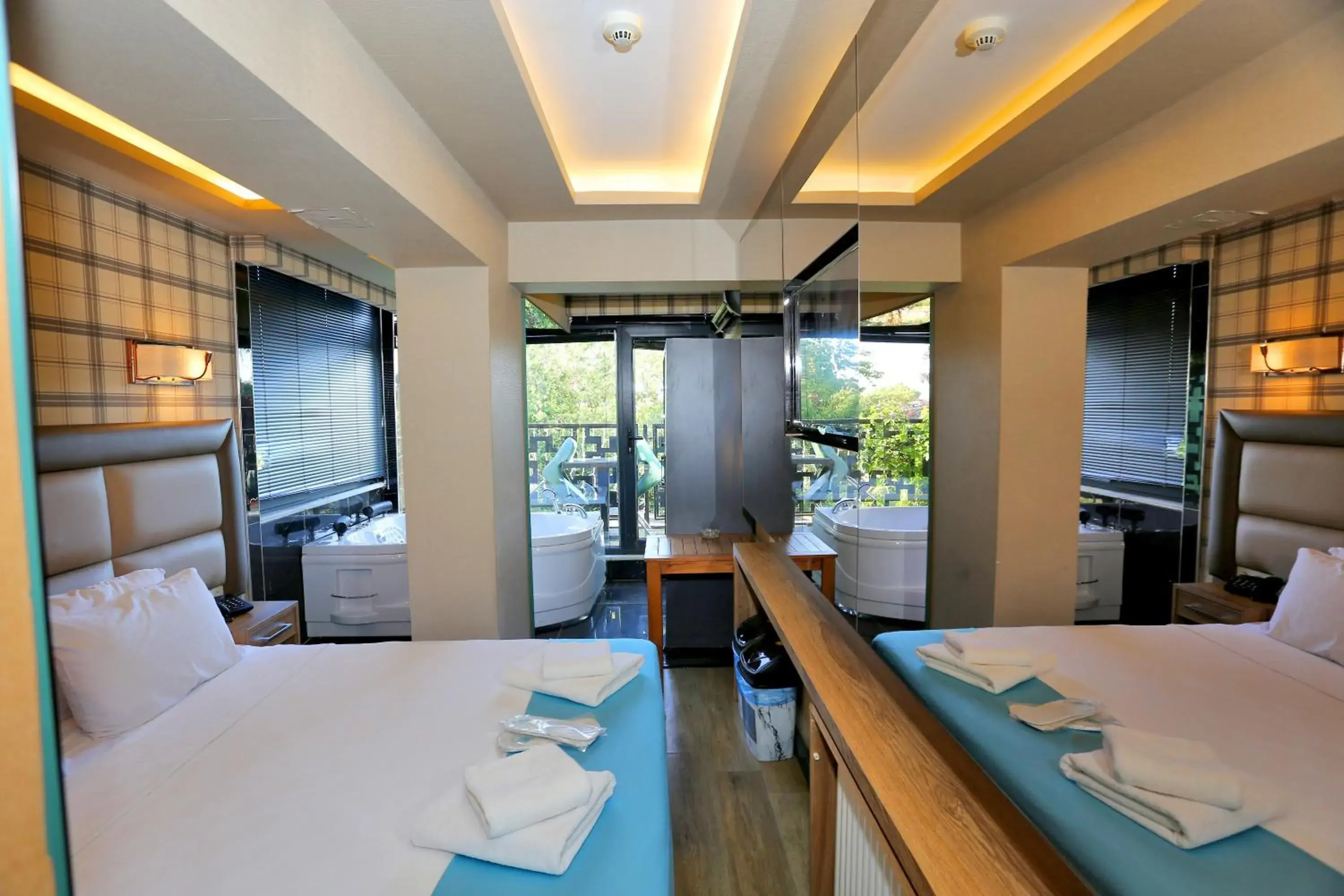 Double Room with Spa Bath in Turkuaz Hotel Double Room with Spa Bath in Turkuaz Hotel