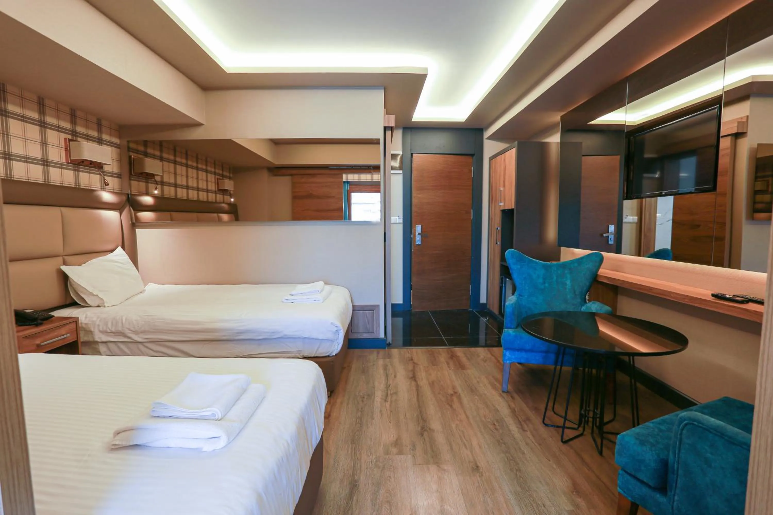 Bedroom, Bed in Turkuaz Hotel