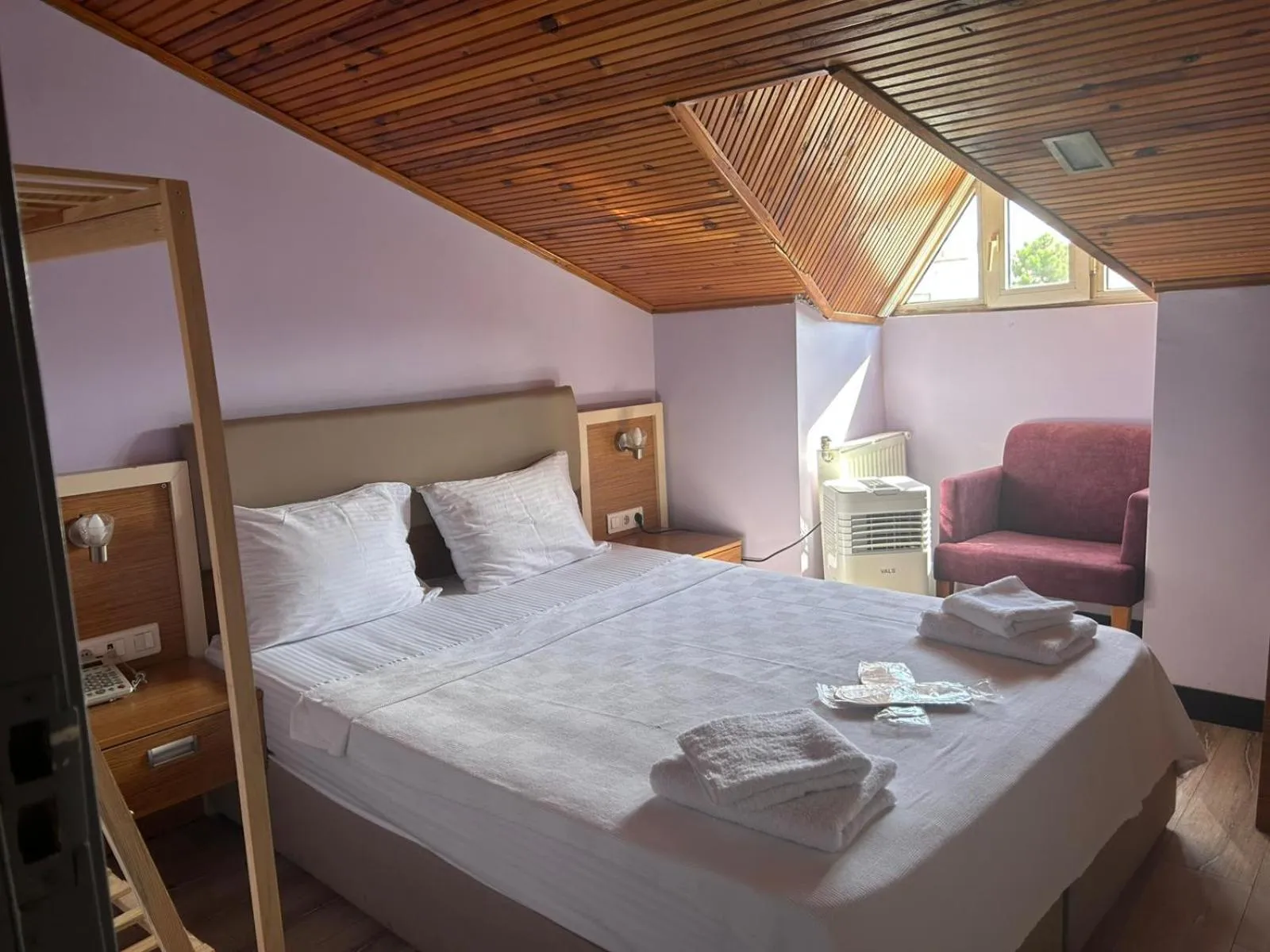 Bed in Turkuaz Hotel