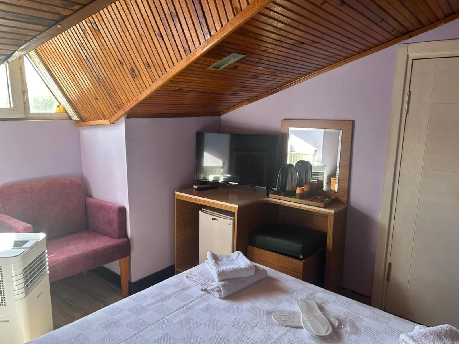 Bed in Turkuaz Hotel