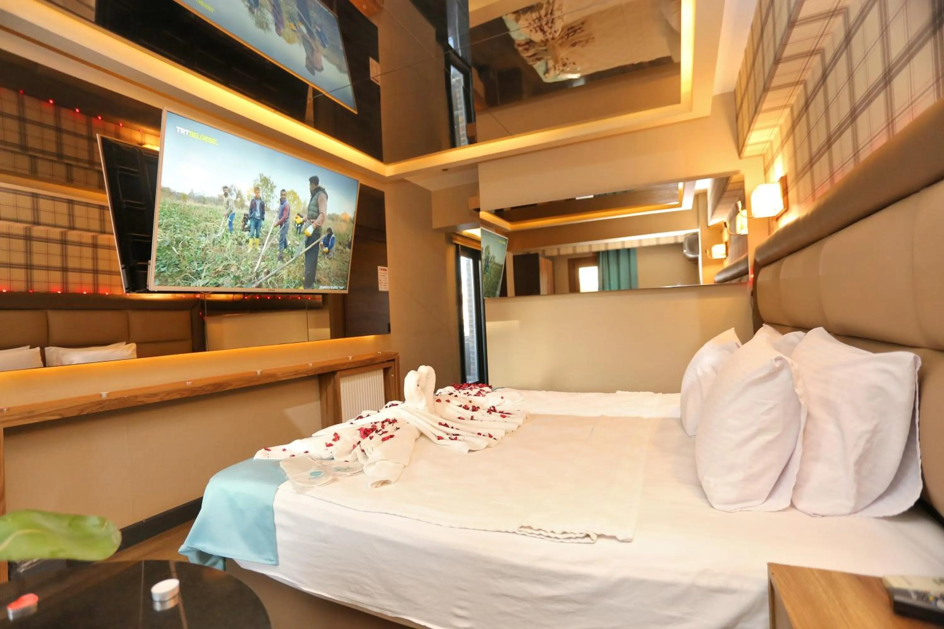 Bed in Turkuaz Hotel