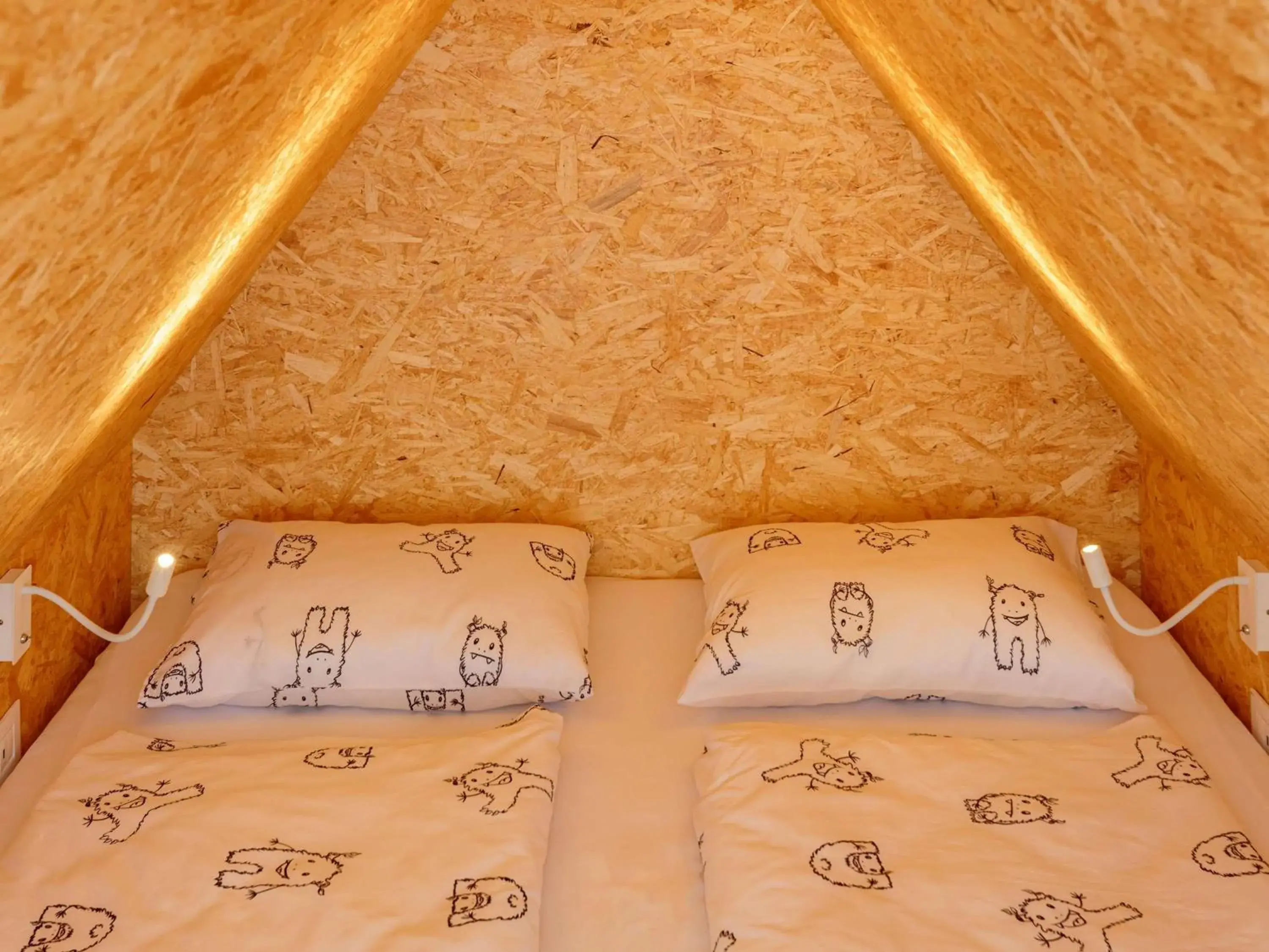 Bedroom, Bed in ibis Styles Ljubljana The Fuzzy Log Bedroom, Bed in ibis Styles Ljubljana The Fuzzy Log