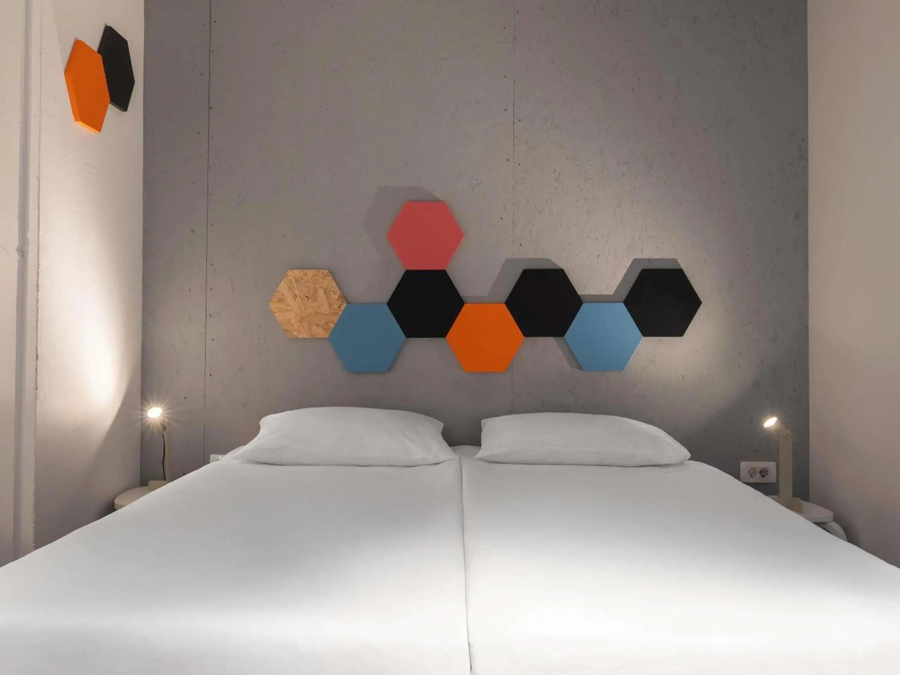 Bedroom, Bed in ibis Styles Ljubljana The Fuzzy Log Bedroom, Bed in ibis Styles Ljubljana The Fuzzy Log