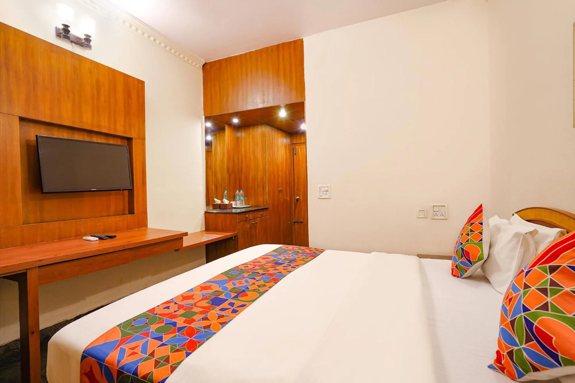 Bed in FabHotel Spiro Grand