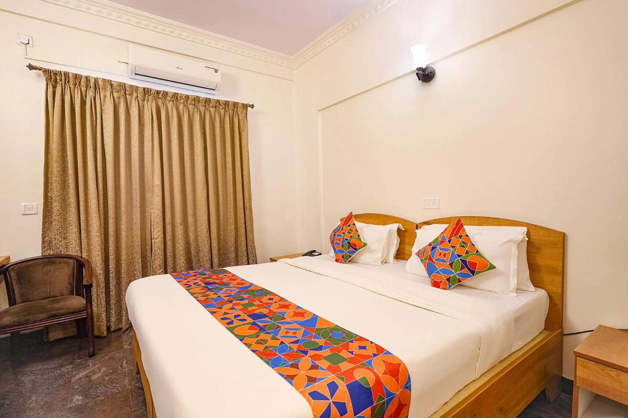 Bed in FabHotel Spiro Grand