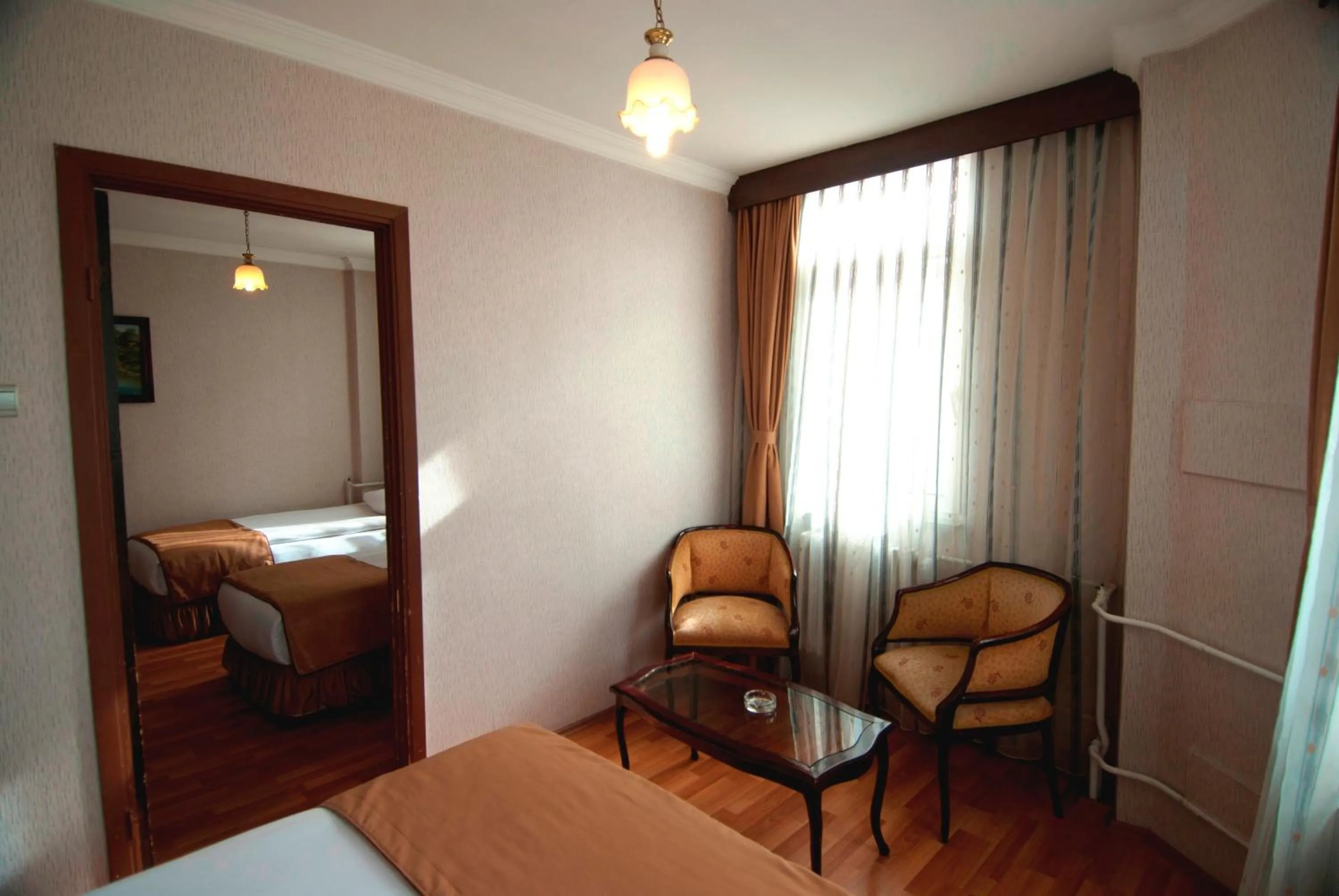 Bed in Saban Acikgoz Hotel