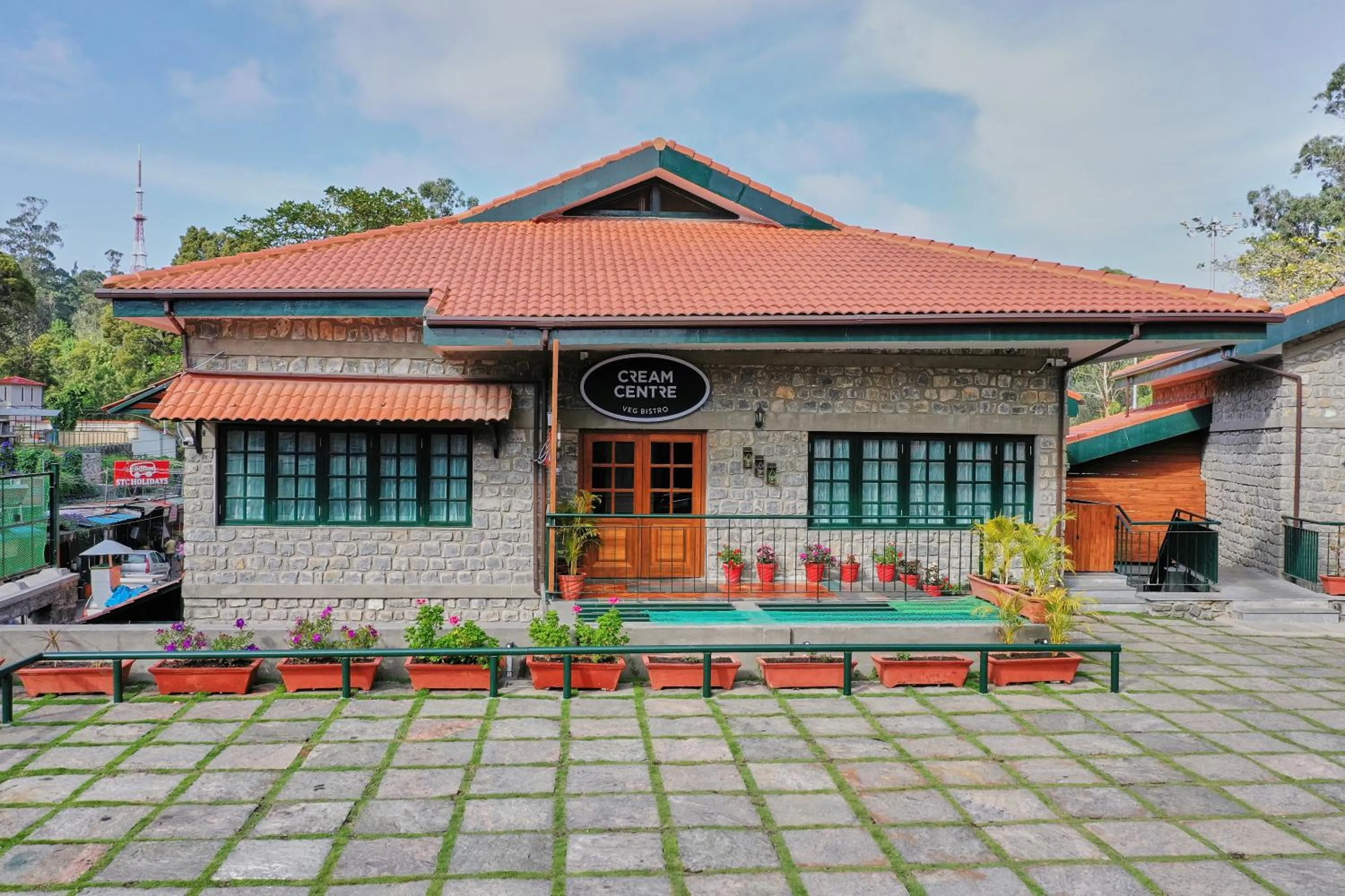Property building in Hotel Raindrops