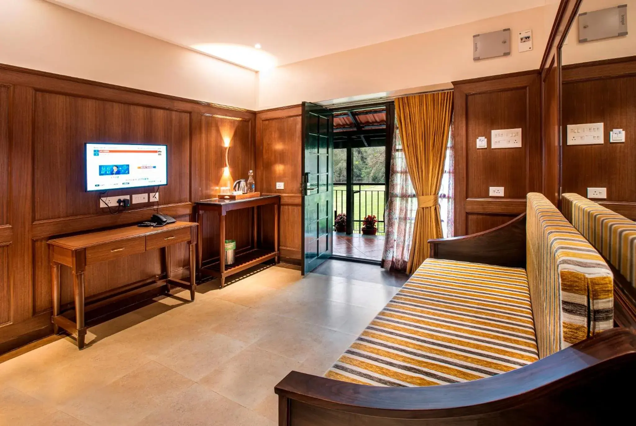 Bed in Hotel Raindrops Bed in Hotel Raindrops