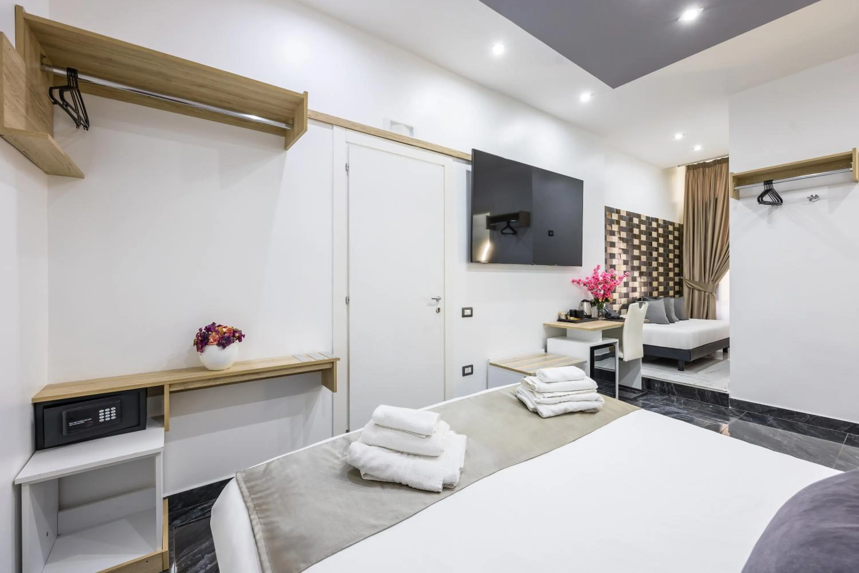 Bed in Palace Napoli