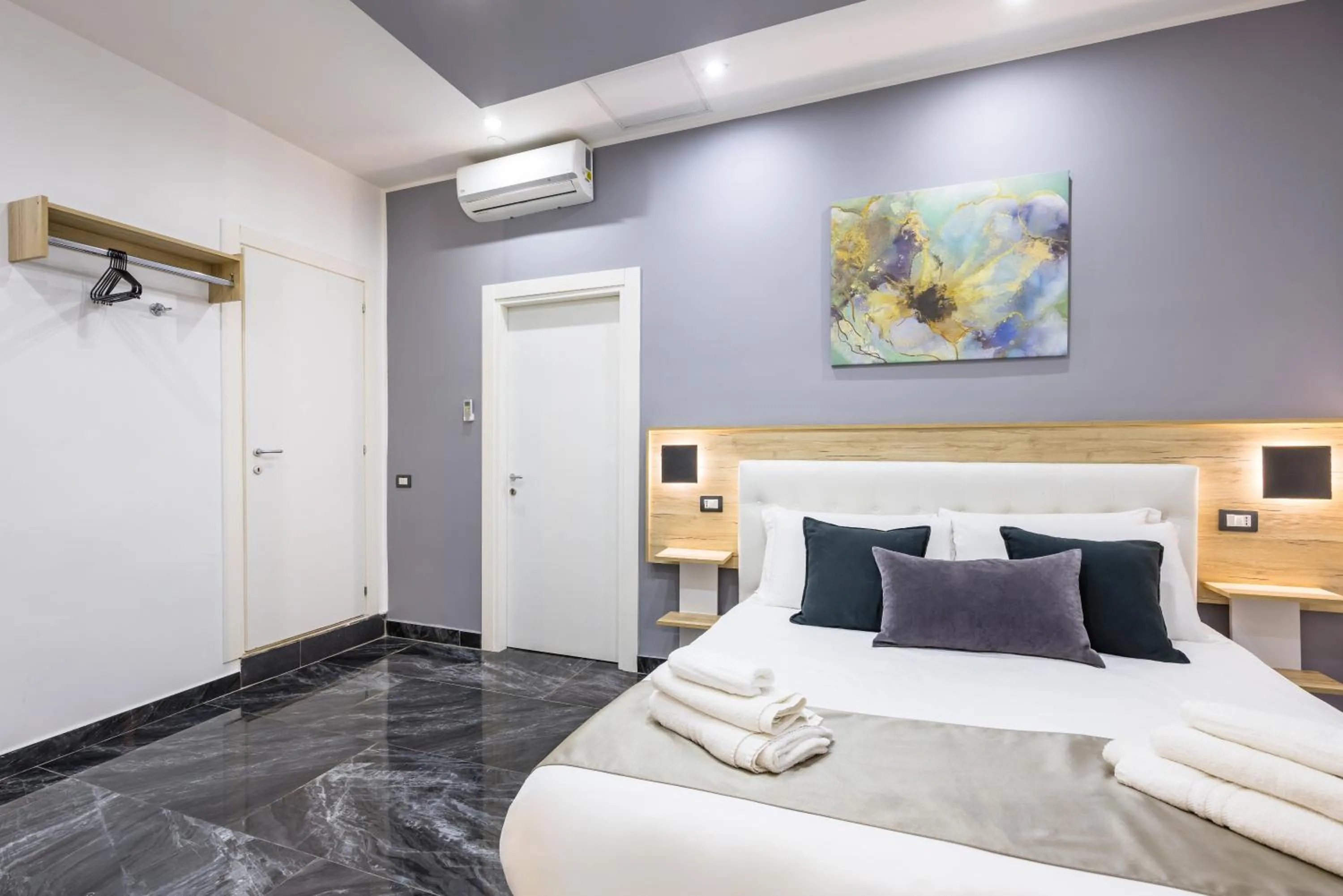 Bed in Palace Napoli