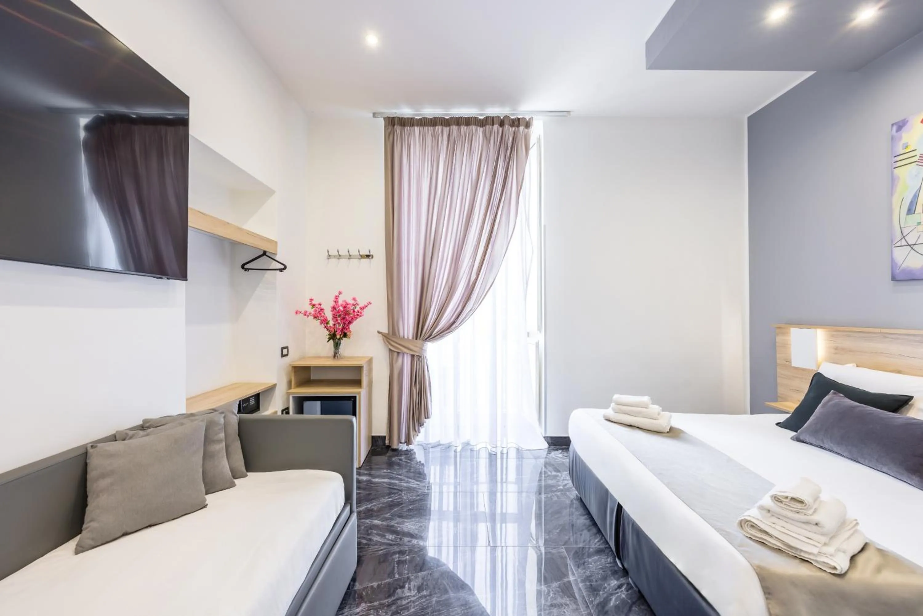 Bed in Palace Napoli