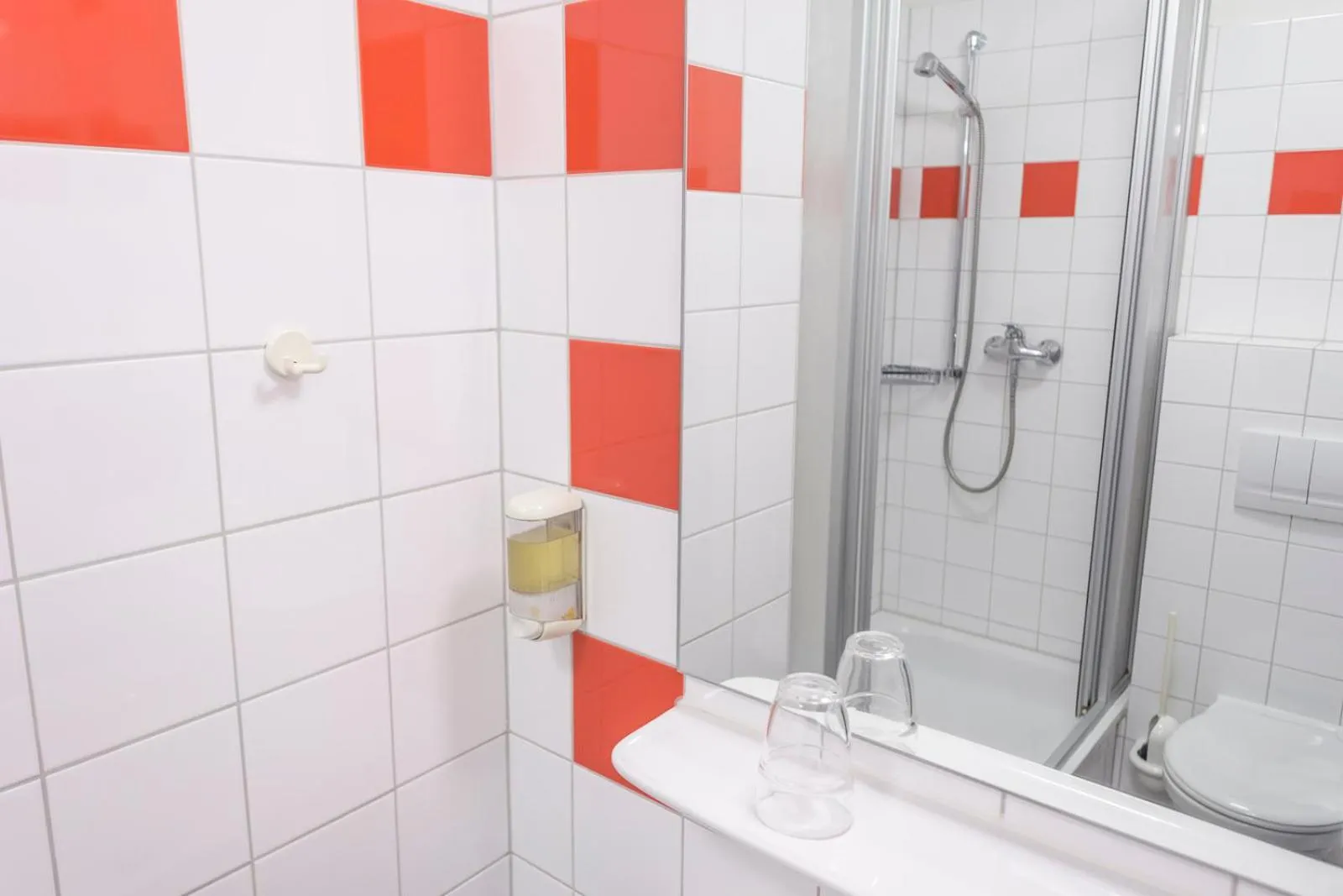 Shower in Schanzenstern Altona GmbH