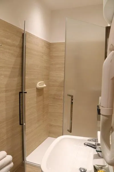 Toilet in Meublé il Riccio