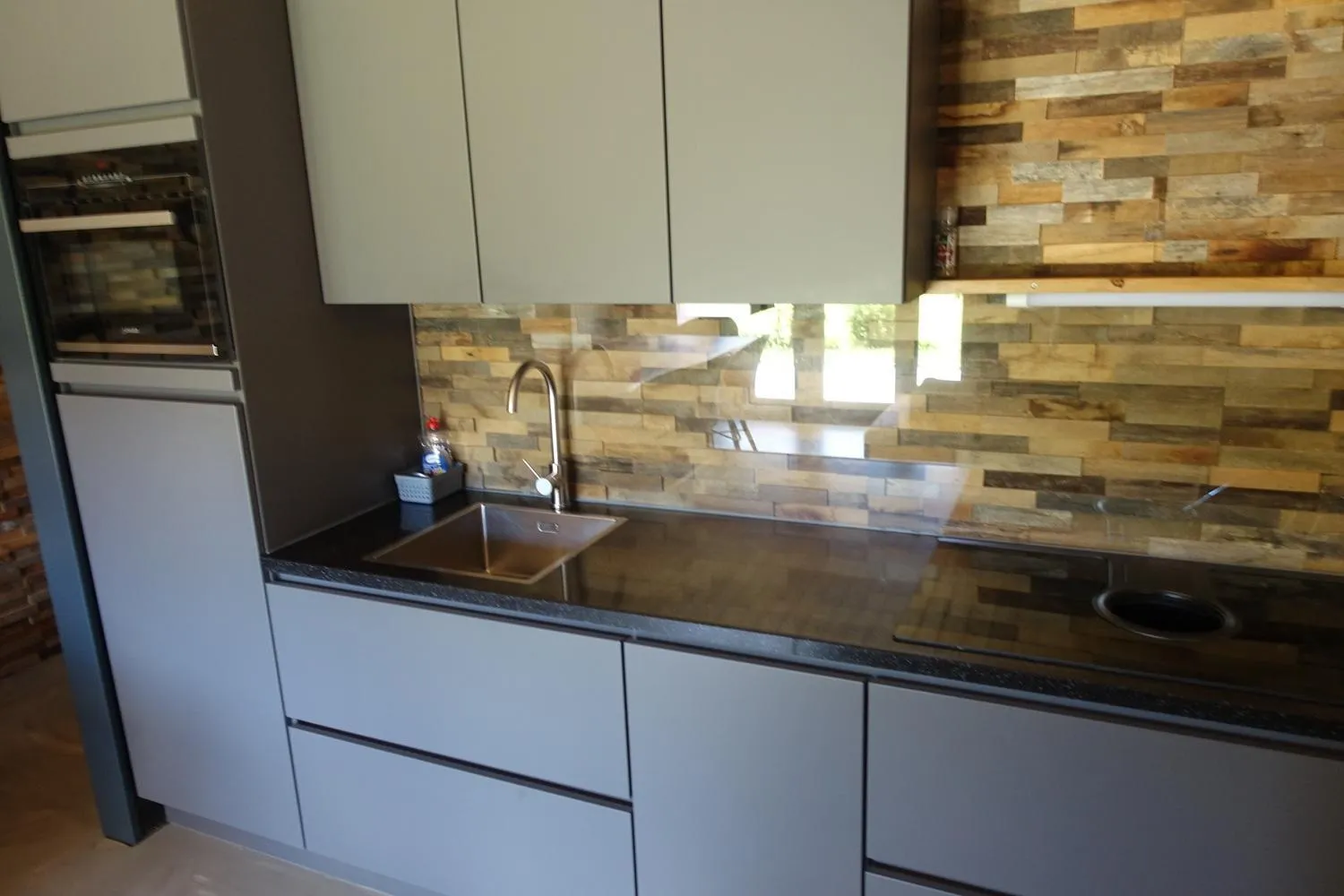 Restaurant/places to eat in Apartmentshaus Dual - 2