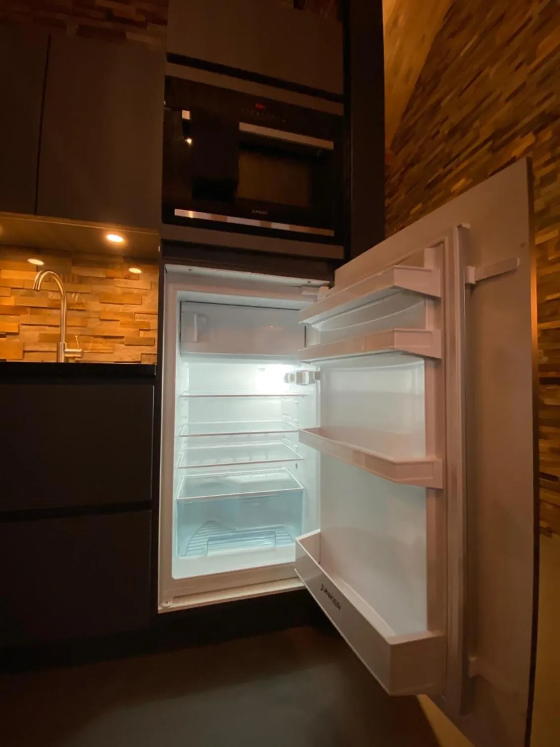 Kitchen or kitchenette in Apartmentshaus Dual - 2