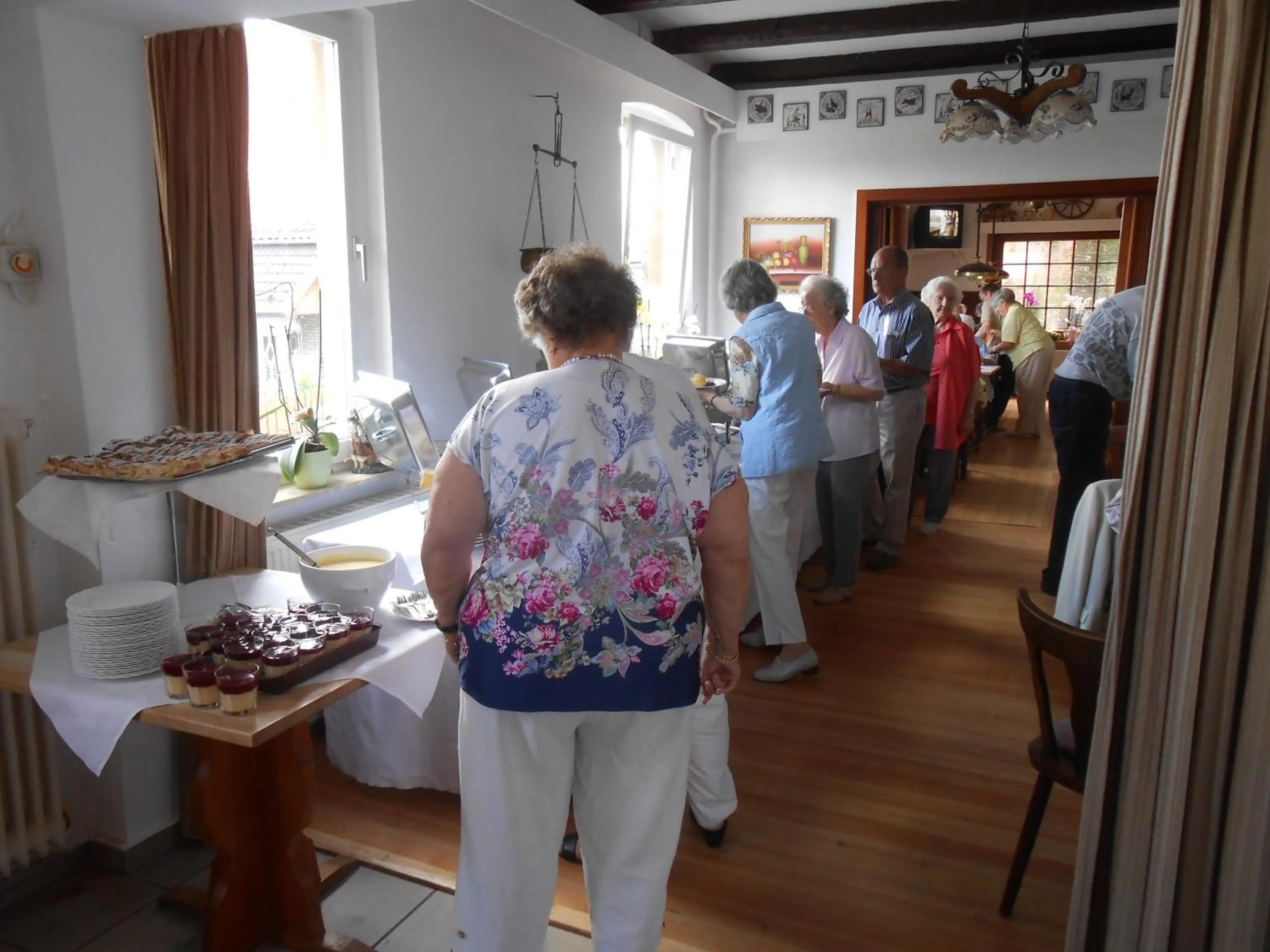 People in Zum Grünen Jäger