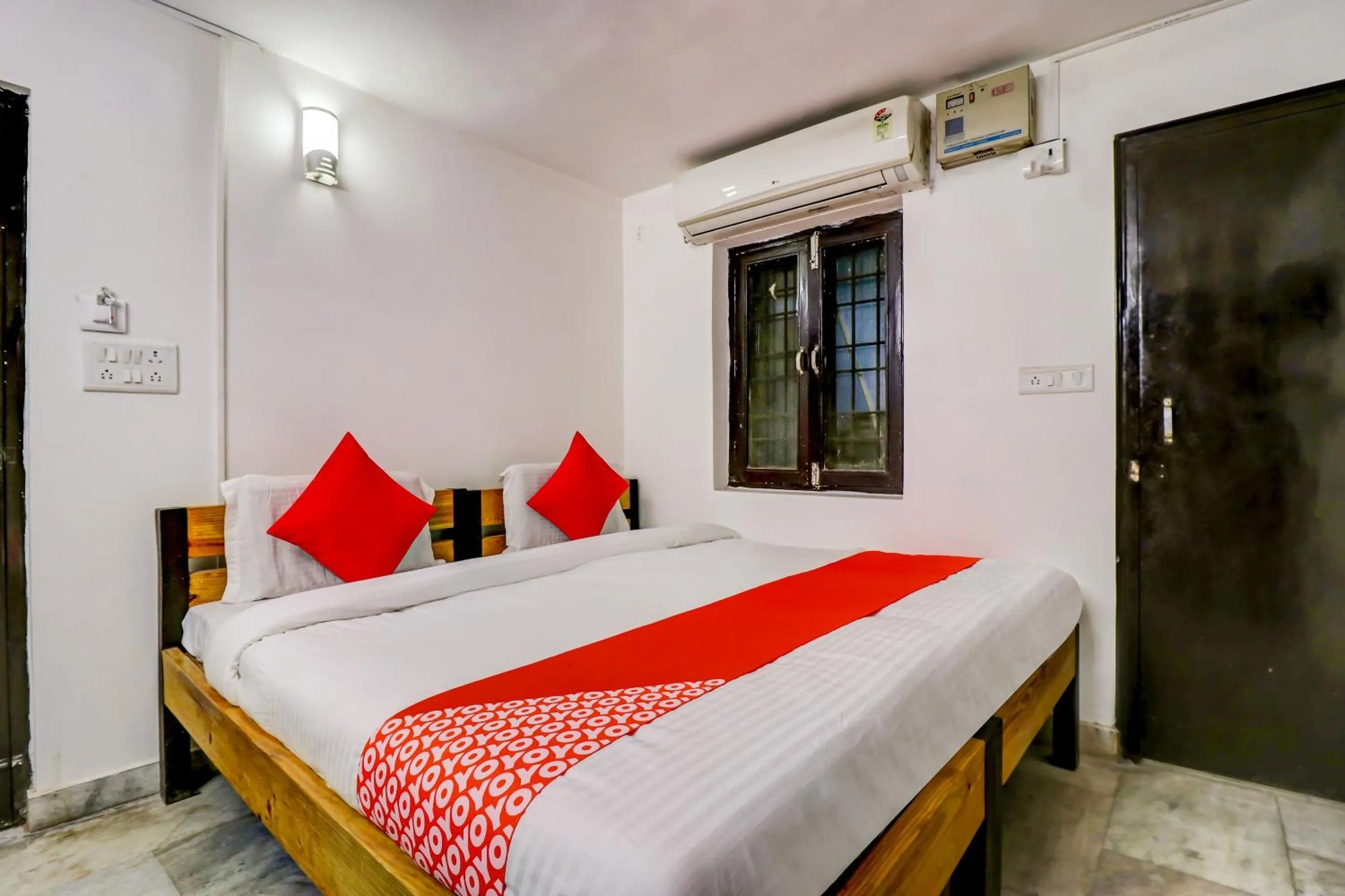 Bedroom, Bed in Hotel O by OYO Dhruv Inn