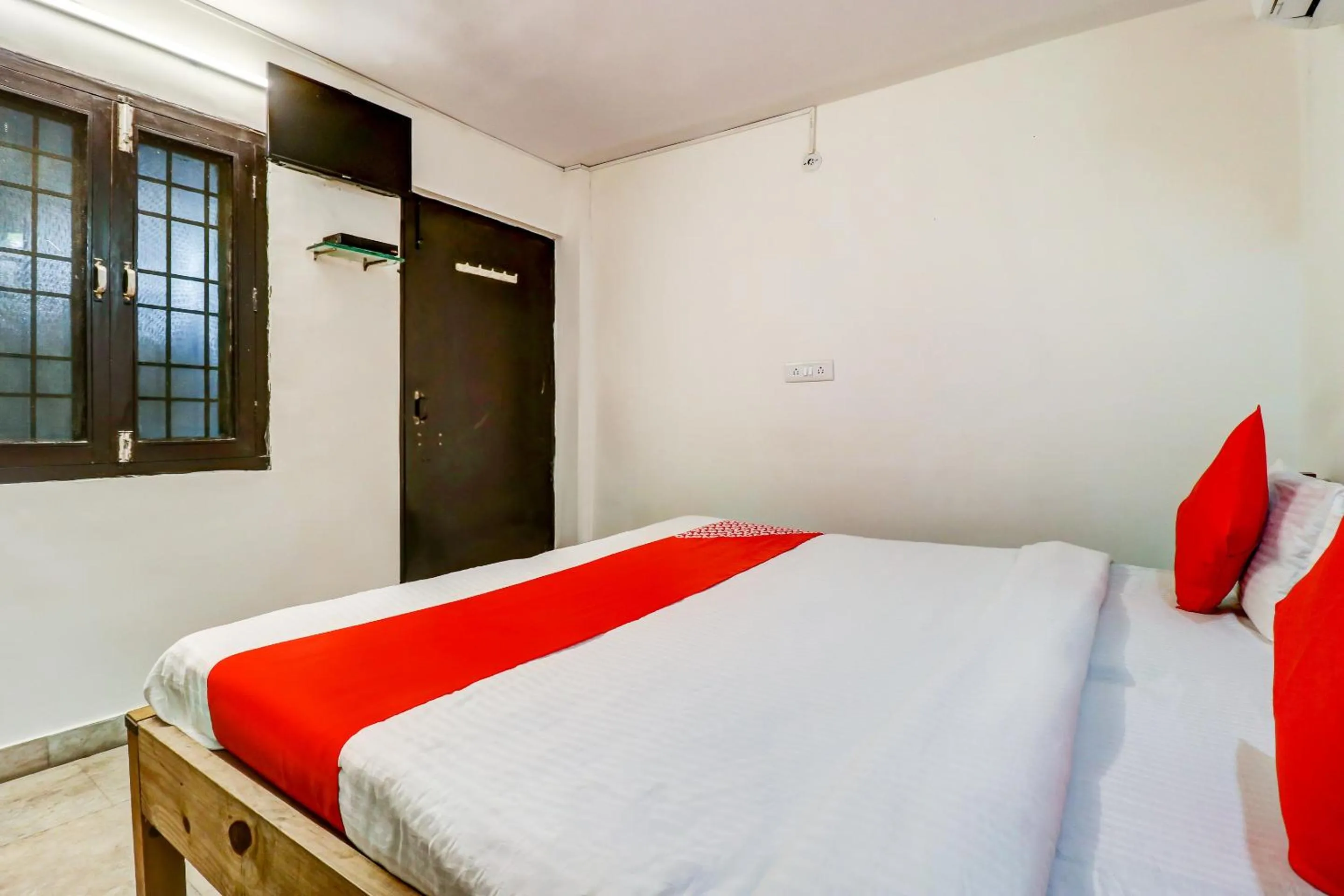 Bedroom, Bed in Hotel O by OYO Dhruv Inn