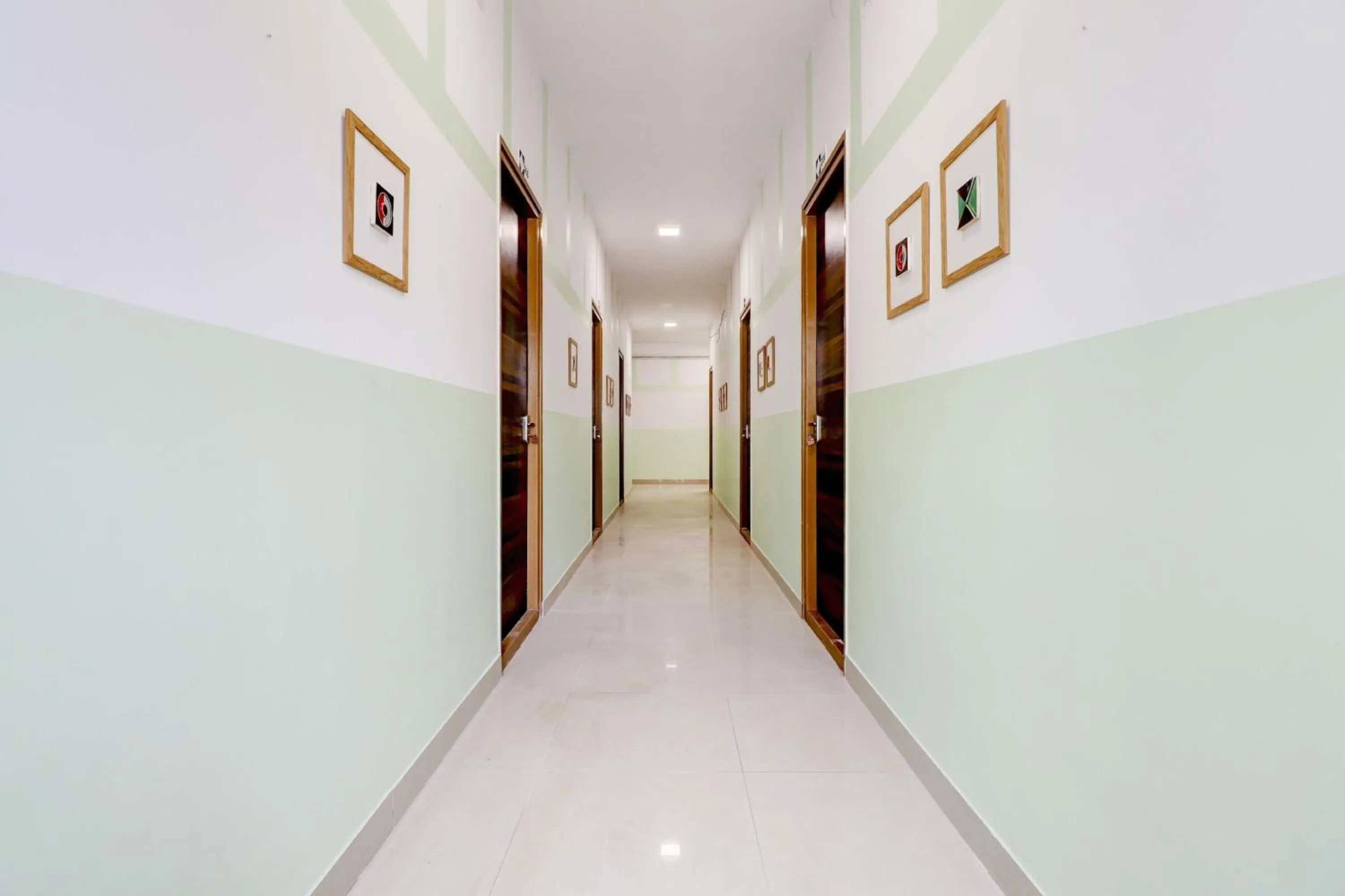 Lobby or reception in Hotel O Home Exotic Stay Bsk rd Stage