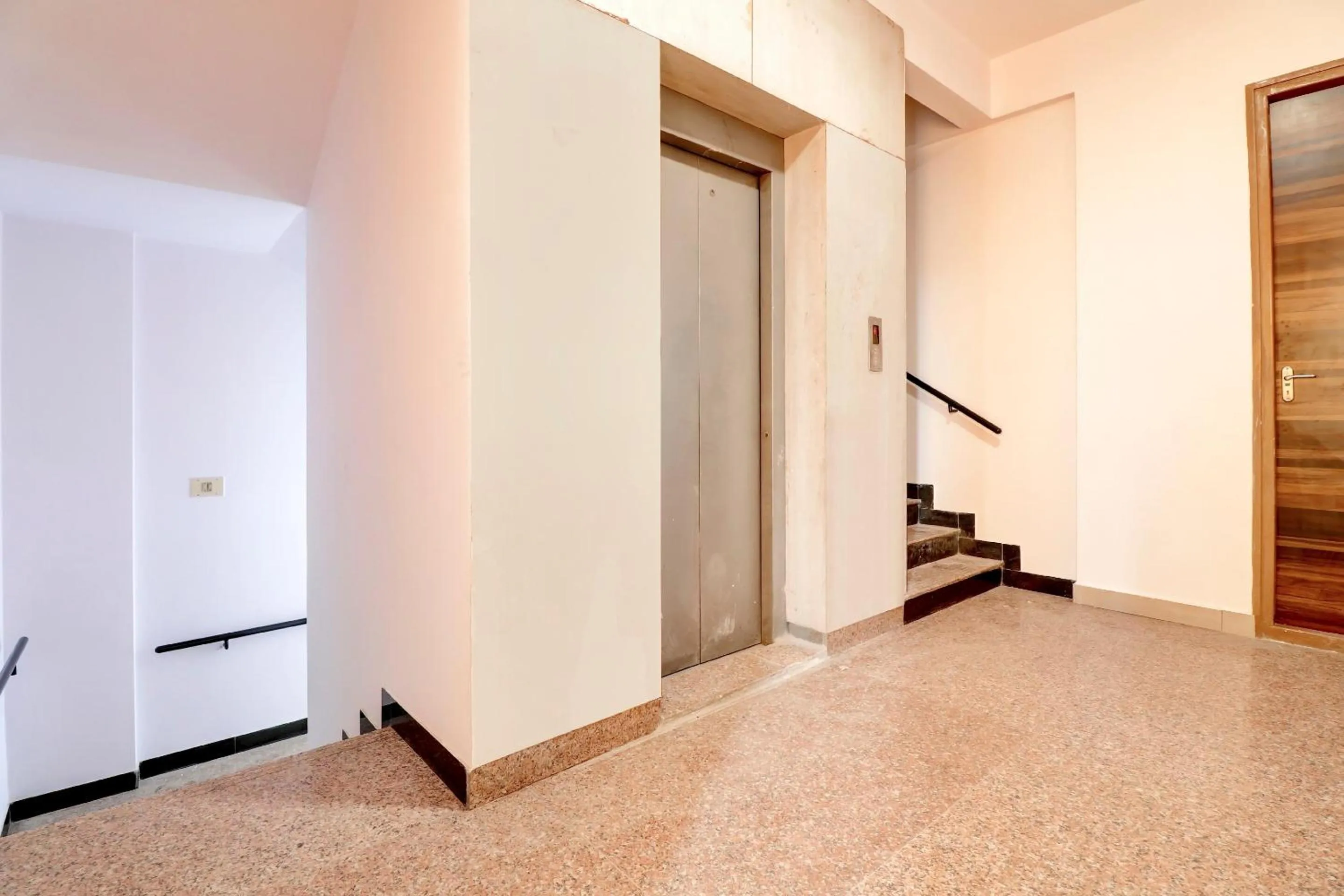 Facade/entrance in Hotel O Home Exotic Stay Bsk rd Stage